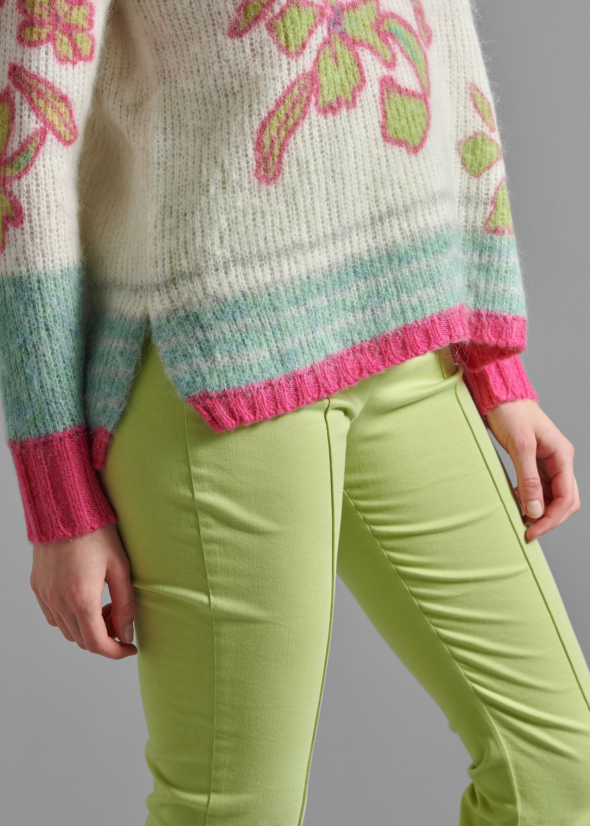 Sweater model "Brigitte"