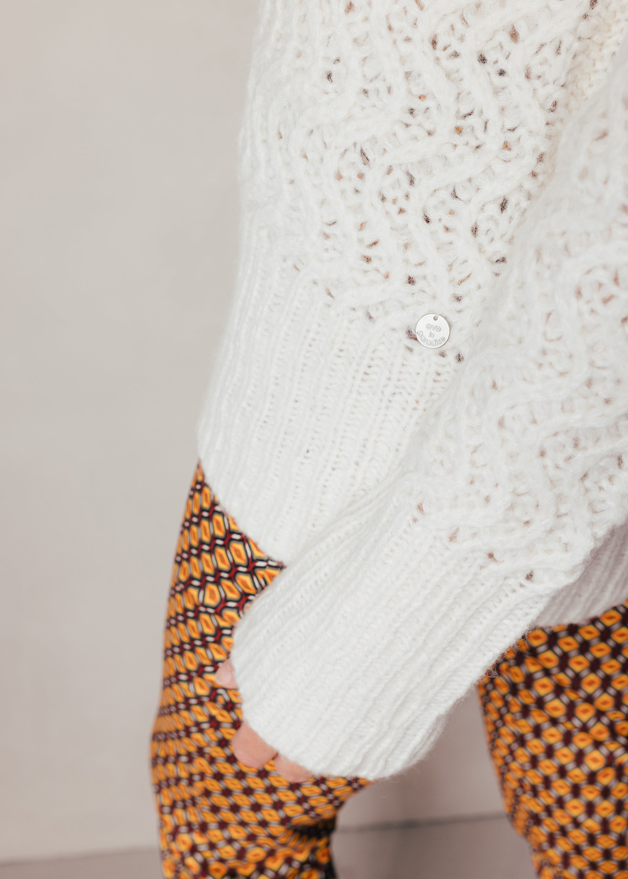 Rollkragenpullover aus Alpaka-Mix mit wellenförmigen Strickmuster