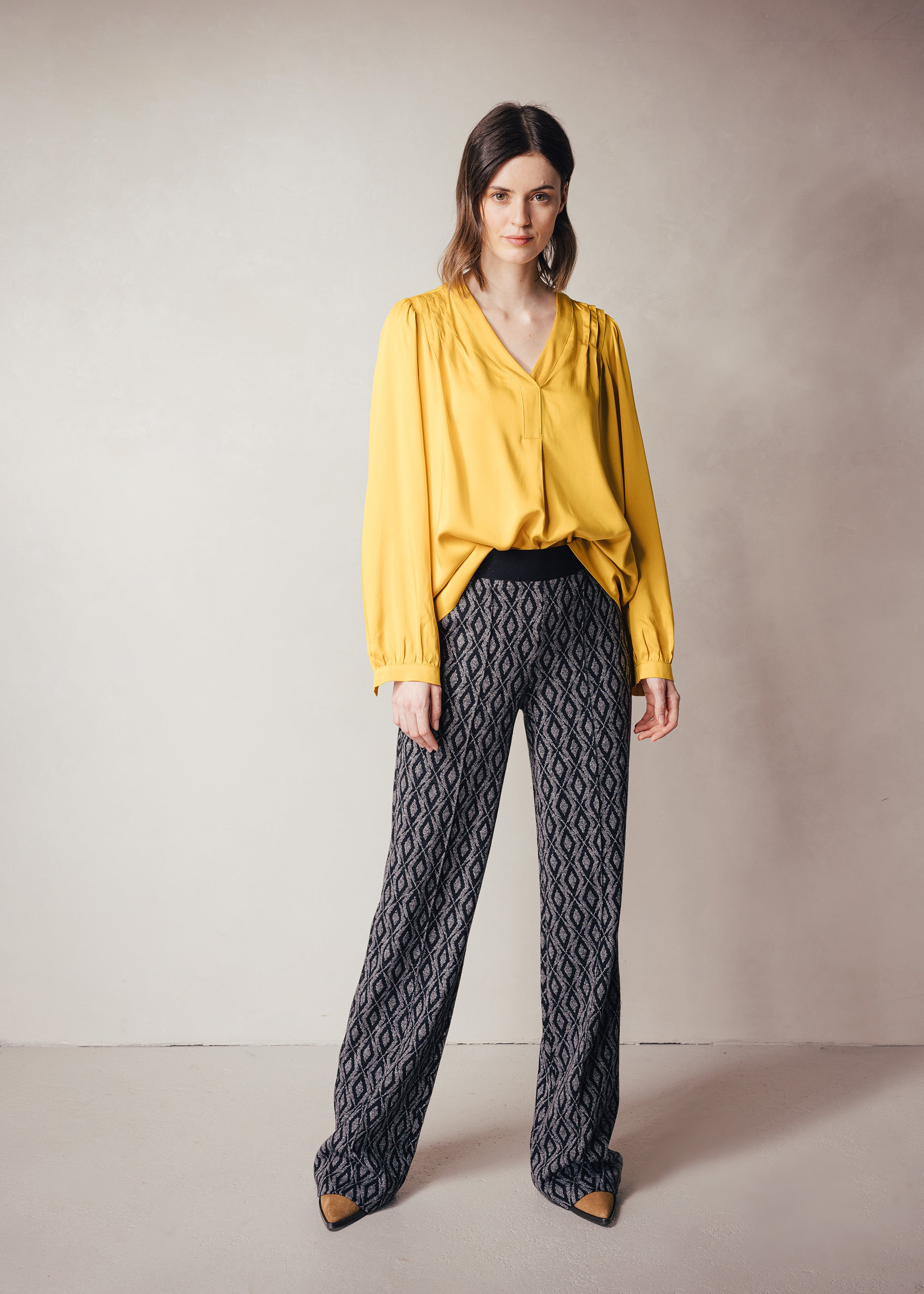 Bluse aus Viskose-Mix