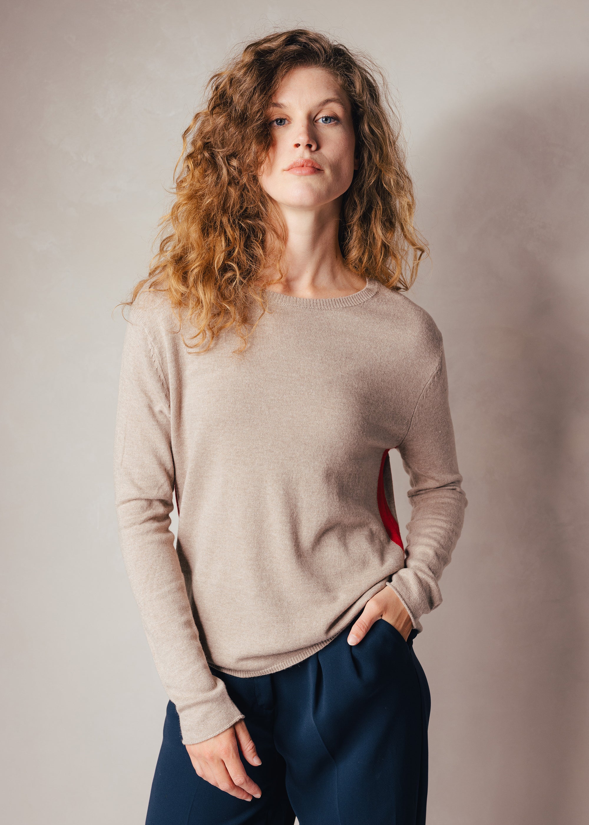 Pullover mit Streifen aus Viskose-Kaschmir-Mix
