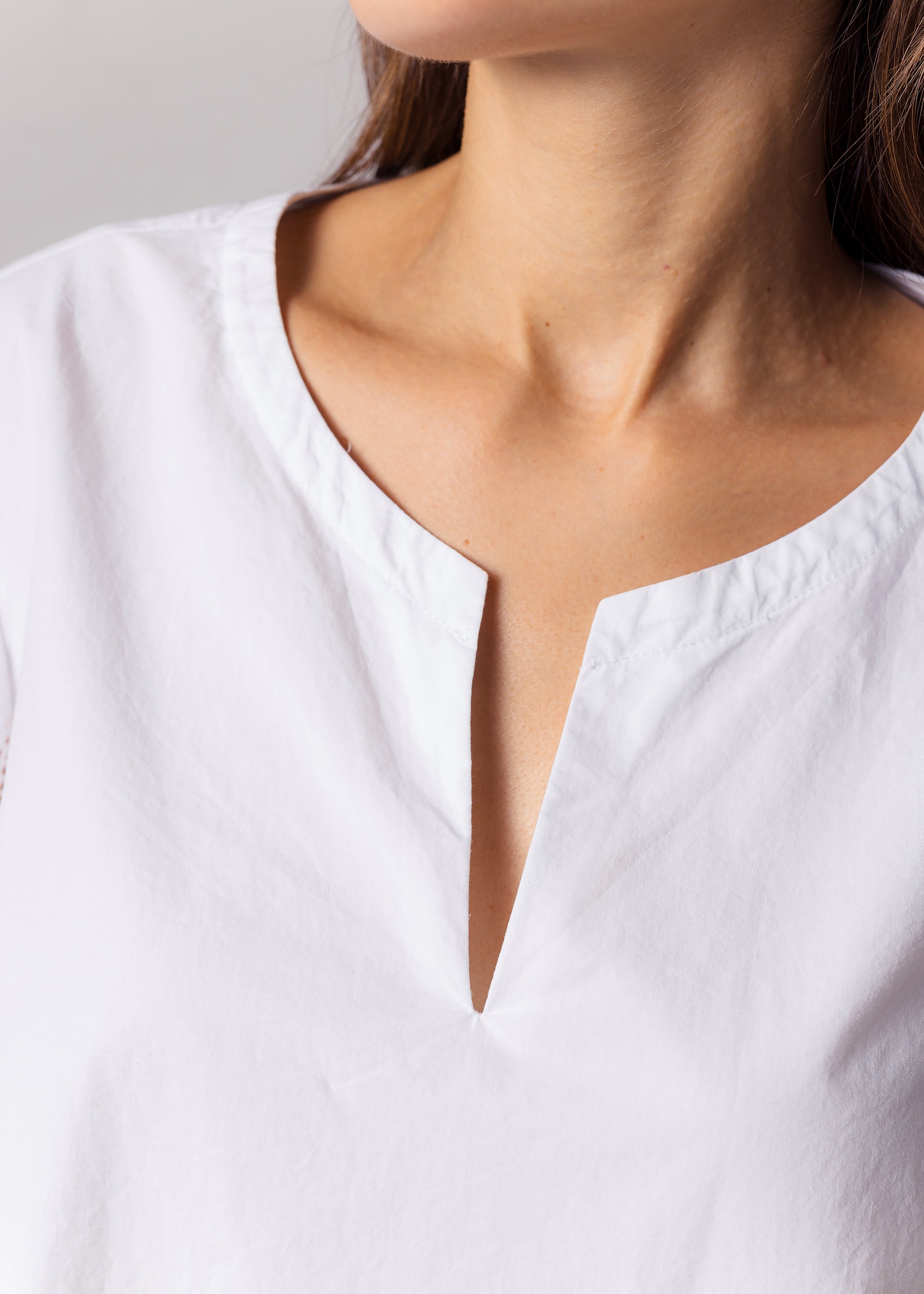 Bluse mit Spitzen-Ärmeln aus Baumwolle