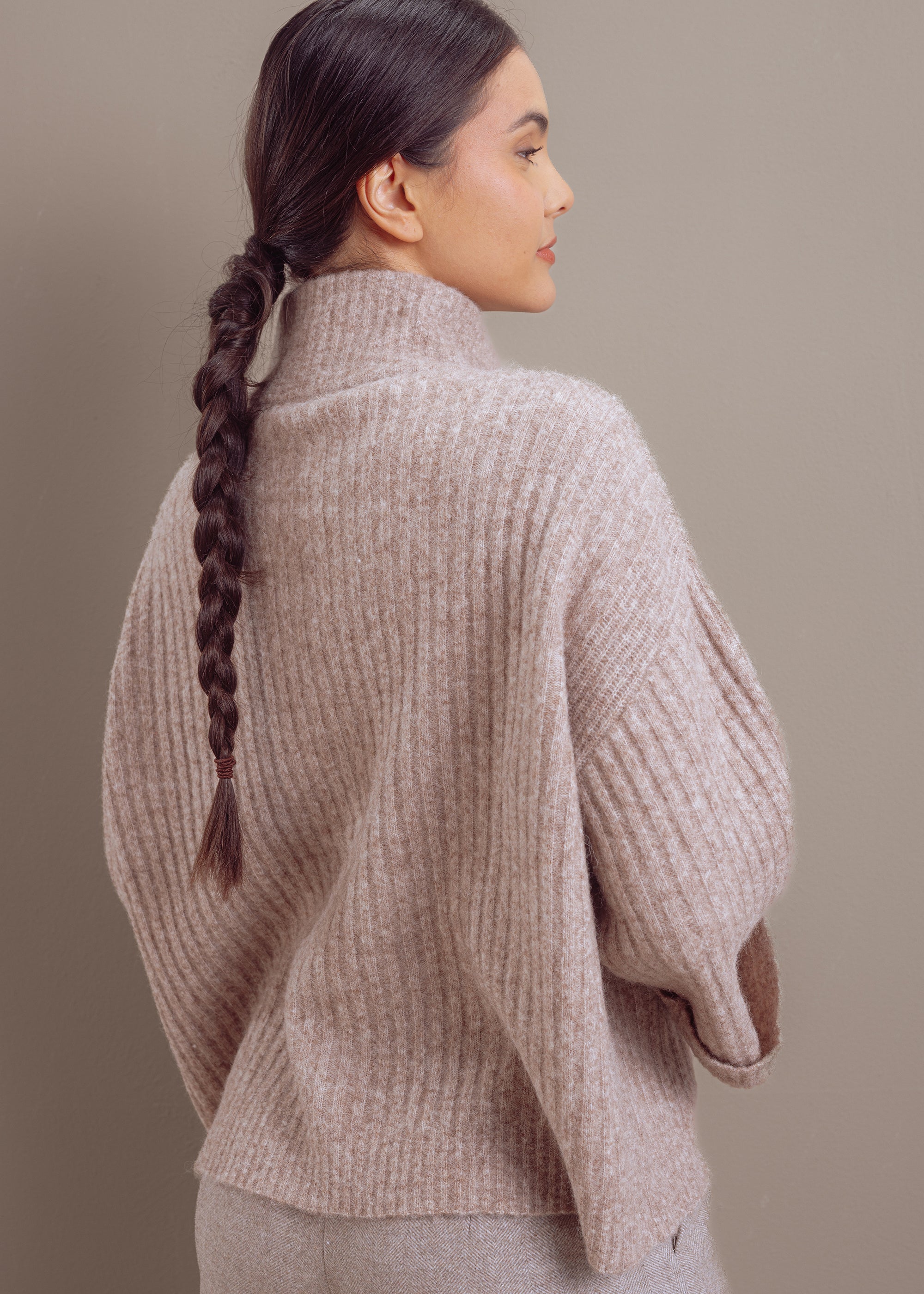 Strickjacke mit Stehkragen aus Alpaka-Woll-Mix