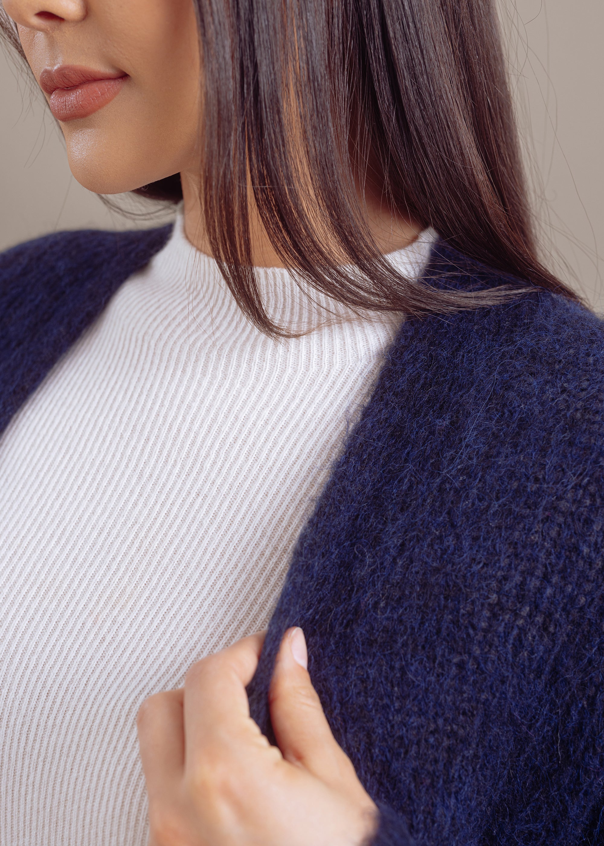 Strickjacke aus Alpaka-Mix mit aufgesetzten Taschen