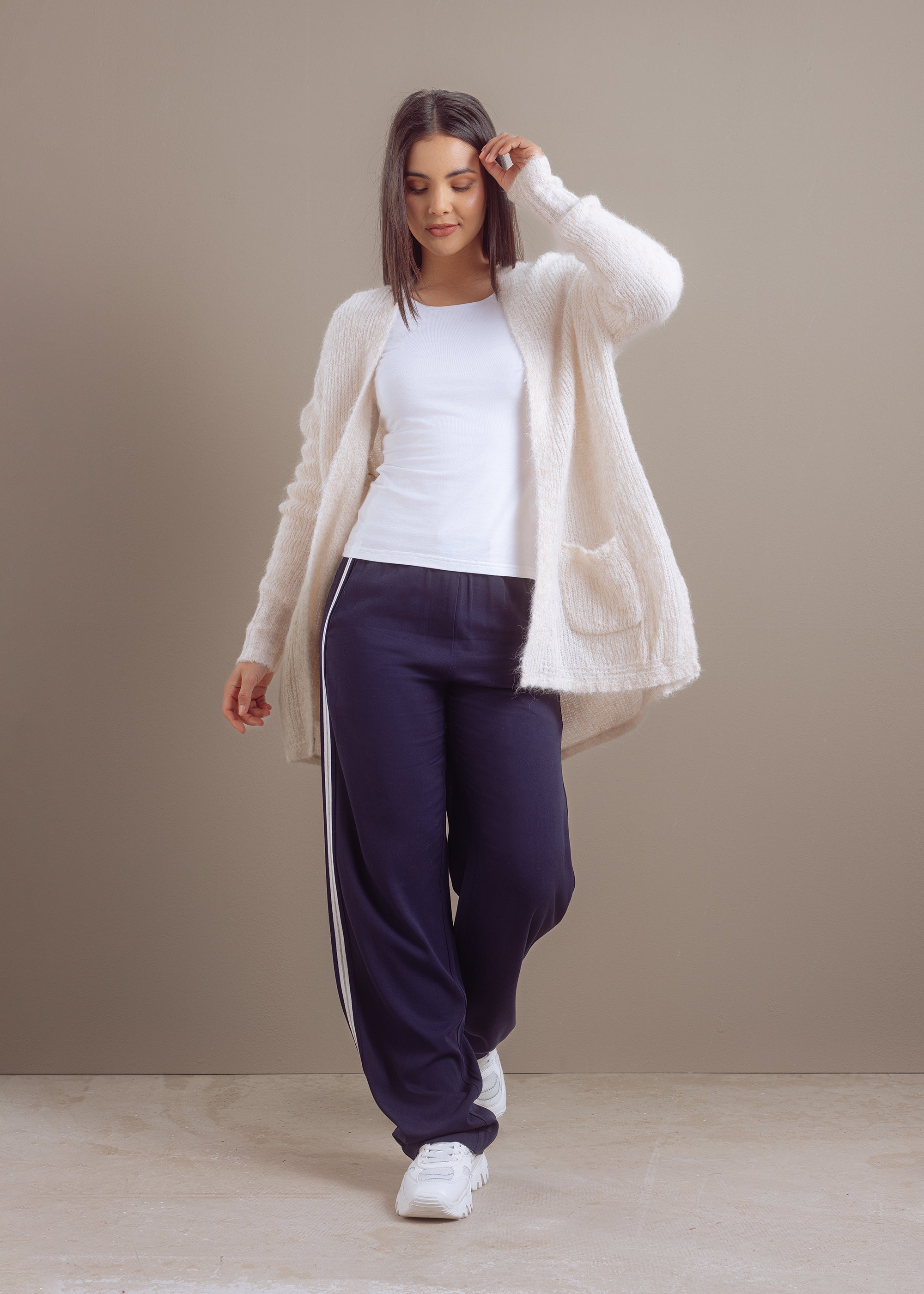 Strickjacke aus Alpaka-Mix mit aufgesetzten Taschen