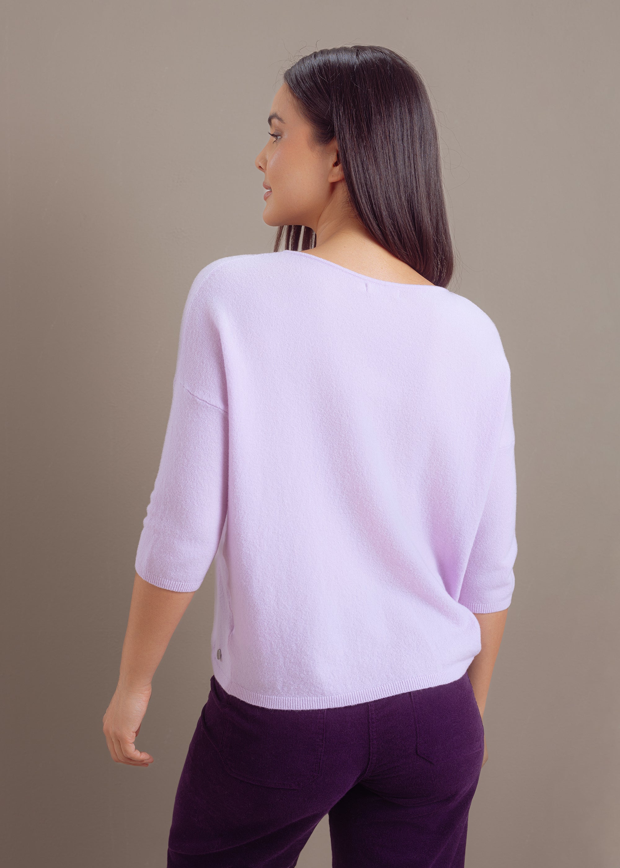 Feinstrickpullover mit V-Ausschnitt aus Merino-Mix