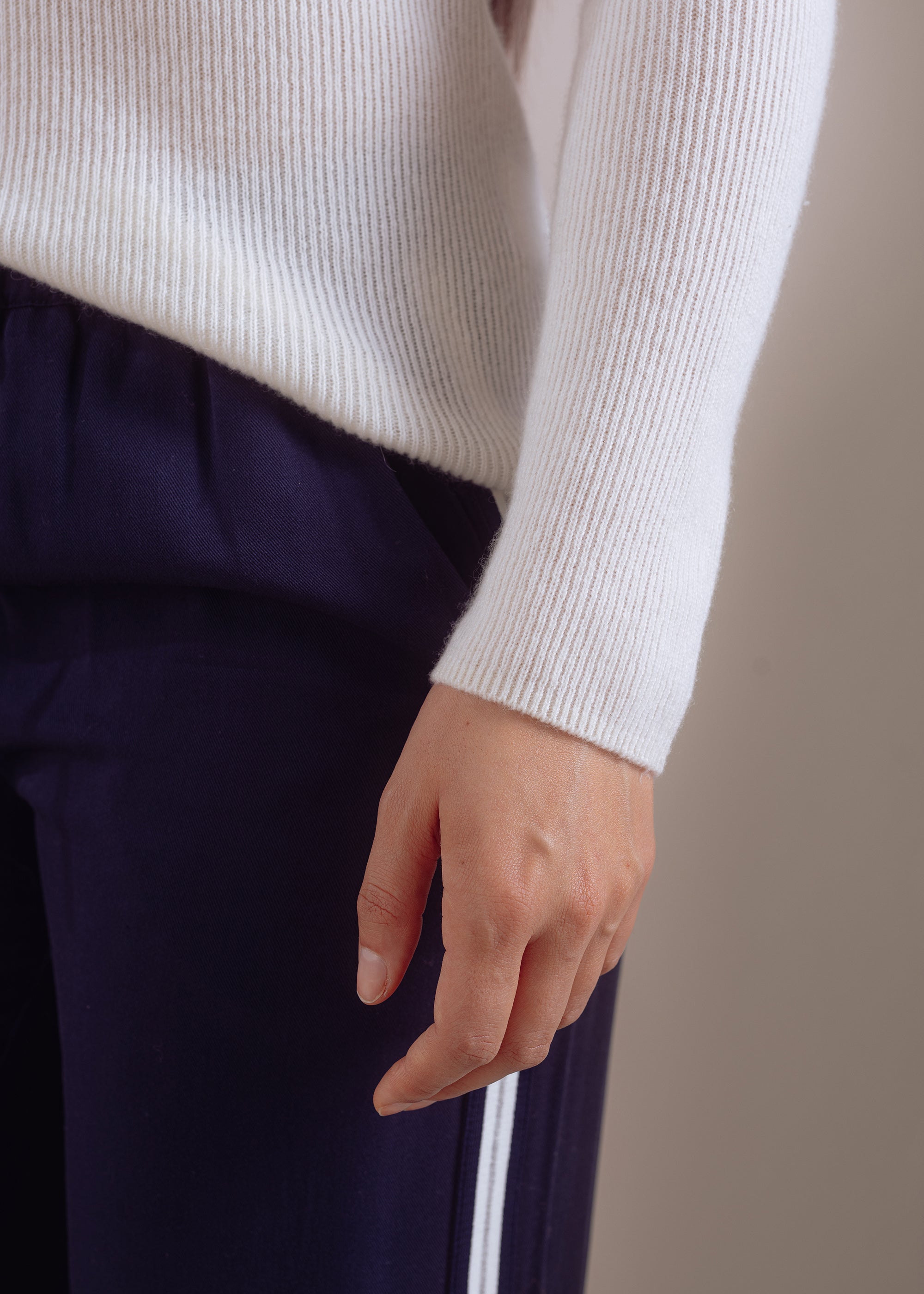 Kaschmirpullover mit Stehkragen
