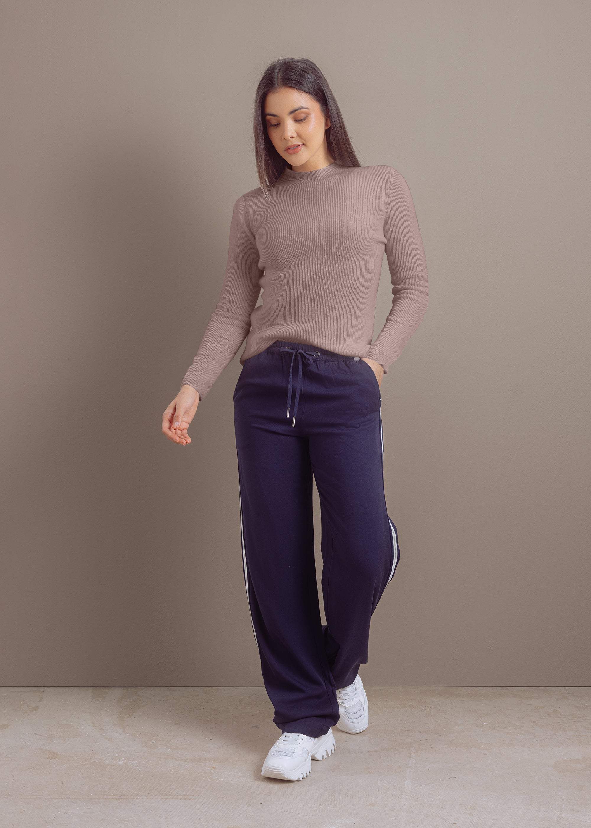 Kaschmirpullover mit Stehkragen