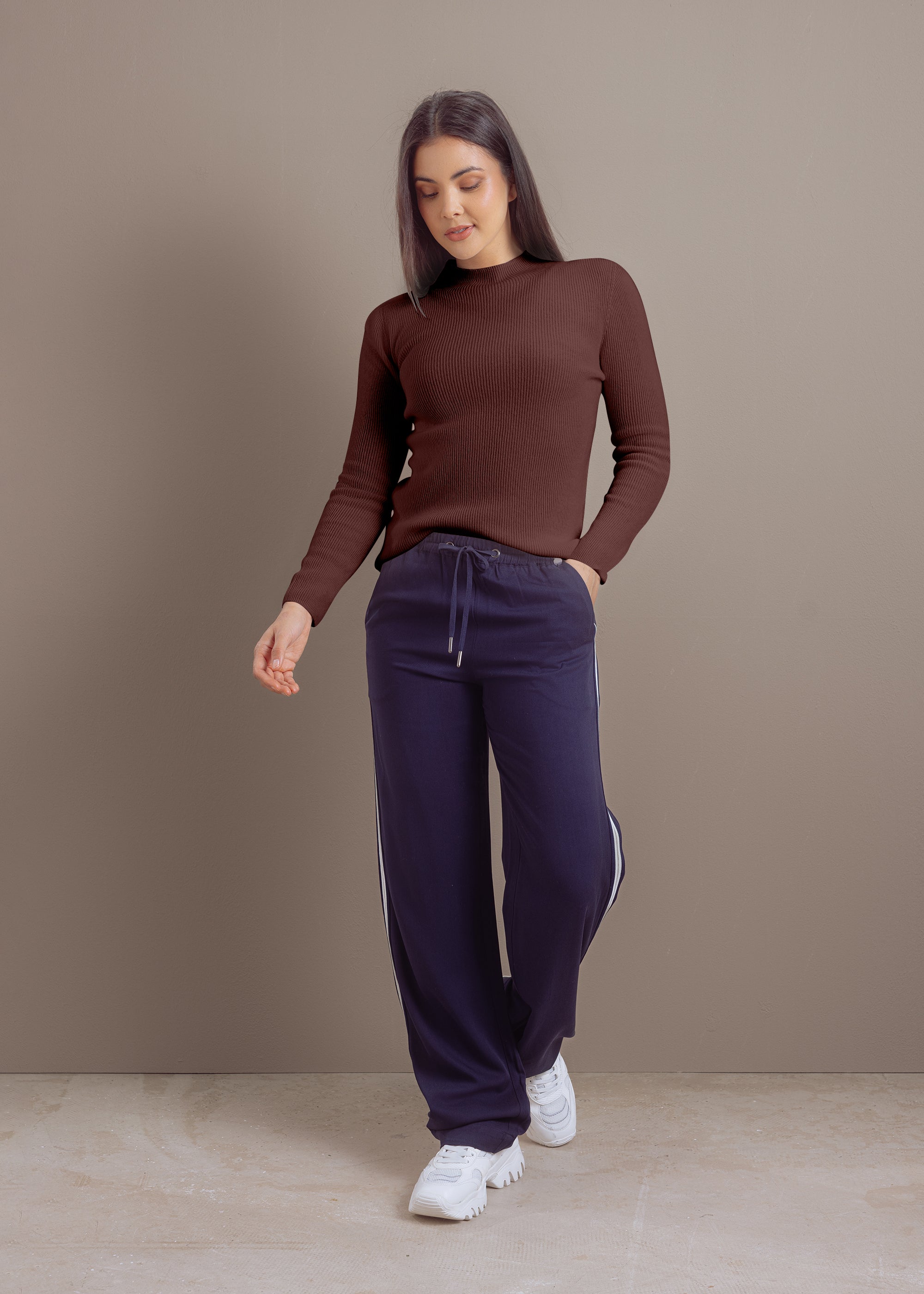 Kaschmirpullover mit Stehkragen