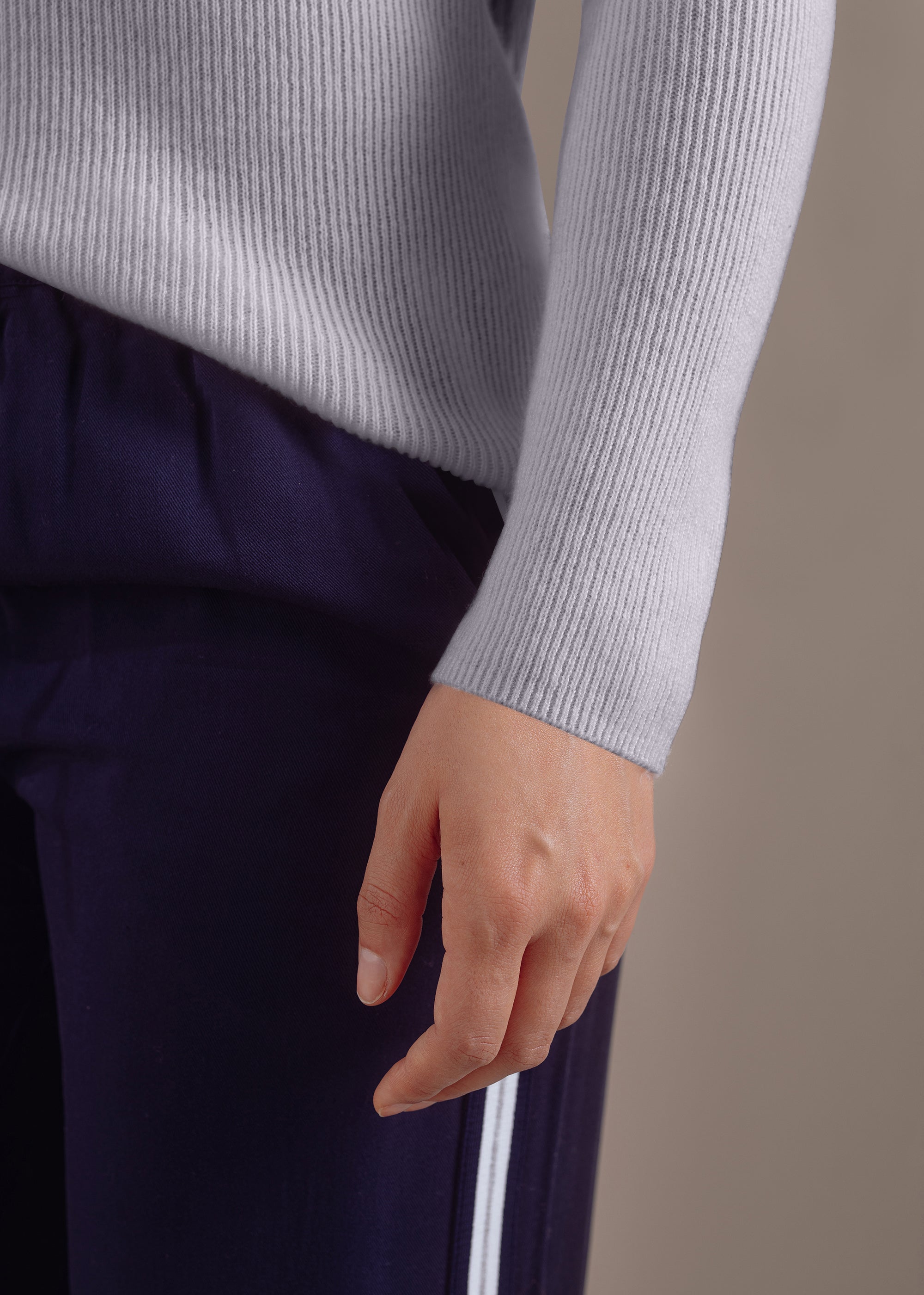 Kaschmirpullover mit Stehkragen
