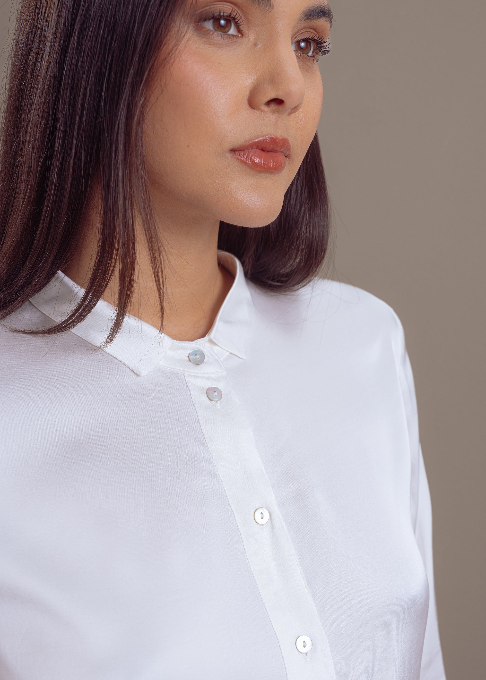 Klassische Hemdbluse aus Viskose-Mix