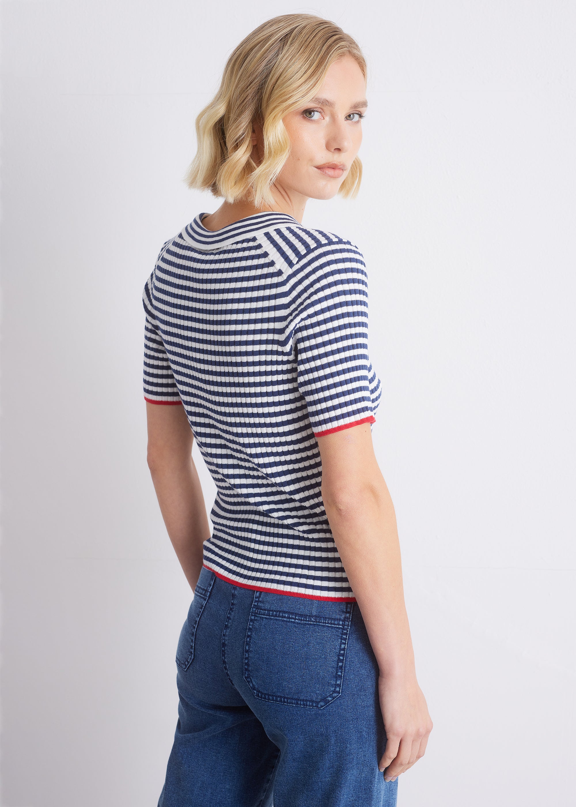 Gestreiftes Strickshirt mit Polokragen aus GOTS-Baumwolle