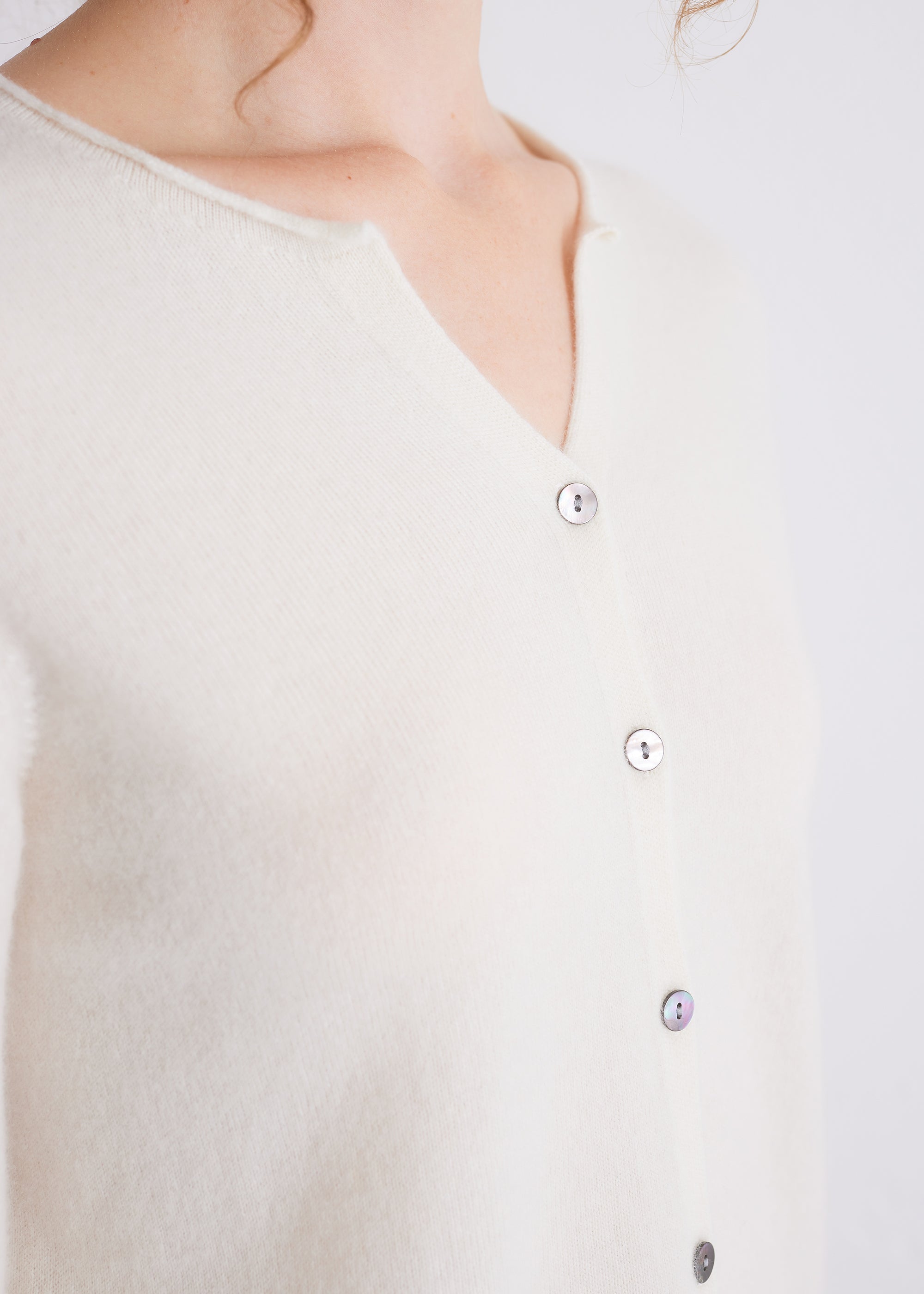 Kaschmir-Cardigan mit Knopfleiste