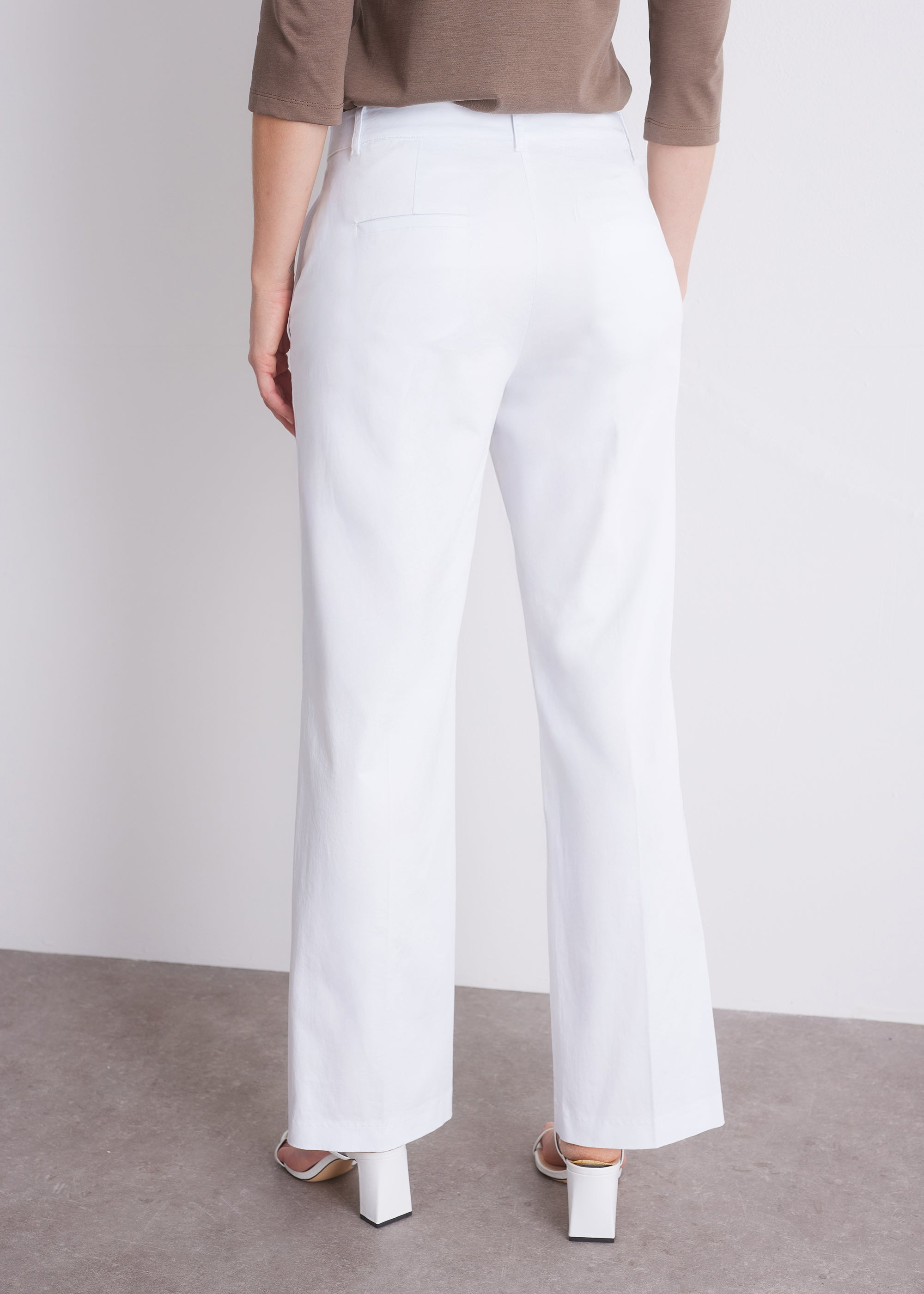 Schlichte Hose aus OCS-Baumwolle