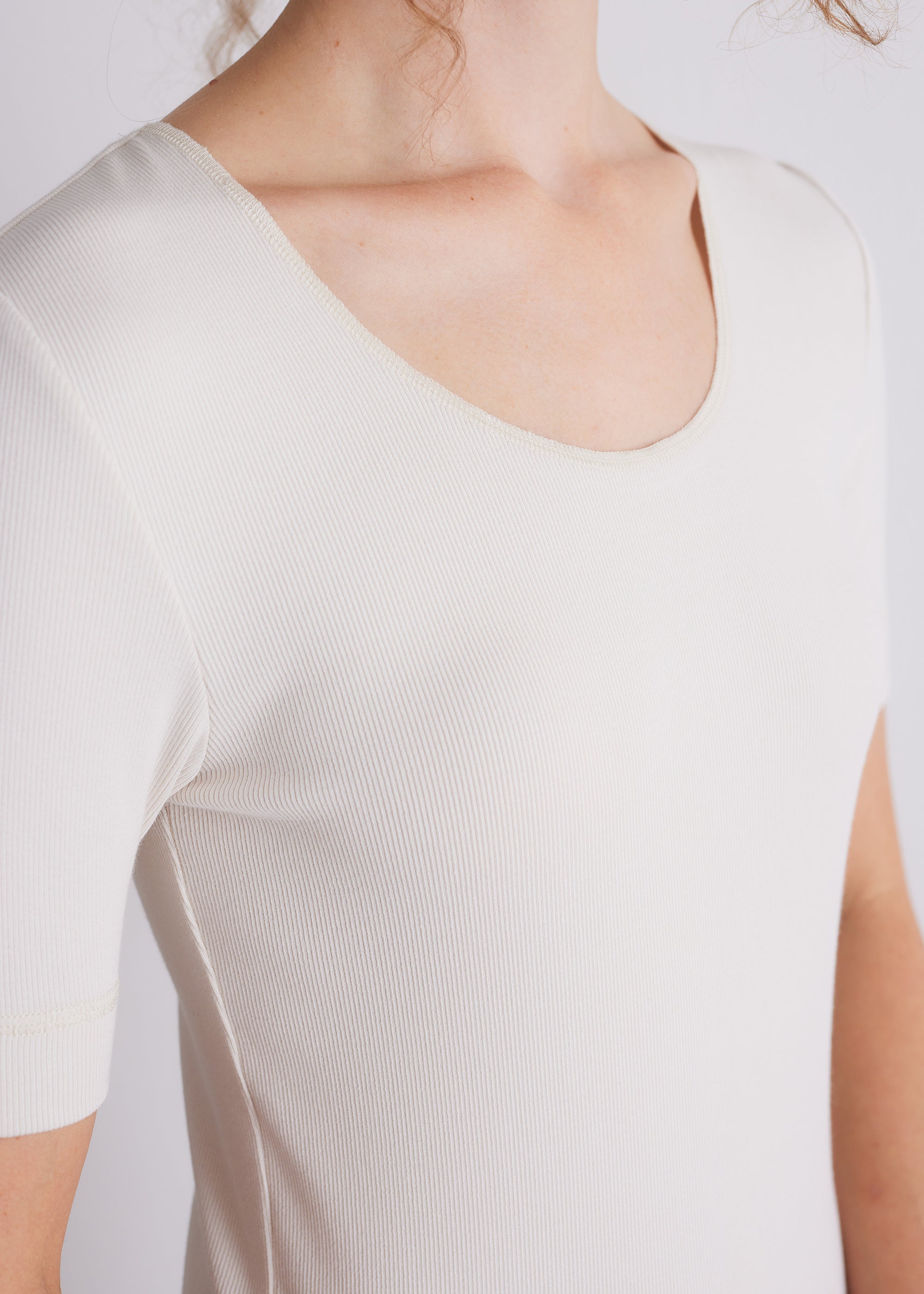 Ripp-T-Shirt aus Viskose-Baumwoll-Mix