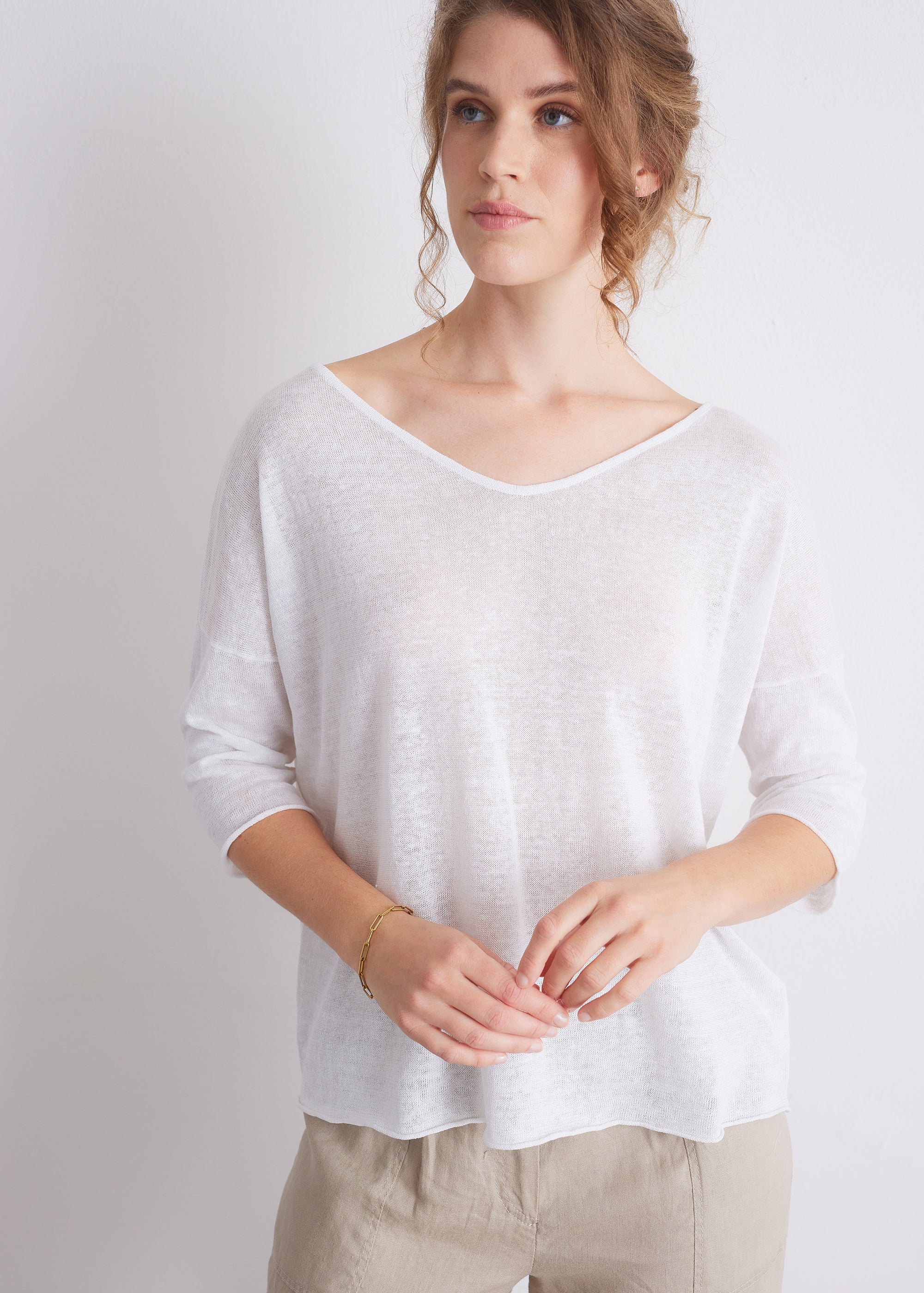 Leinenpullover mit V-Ausschnitt