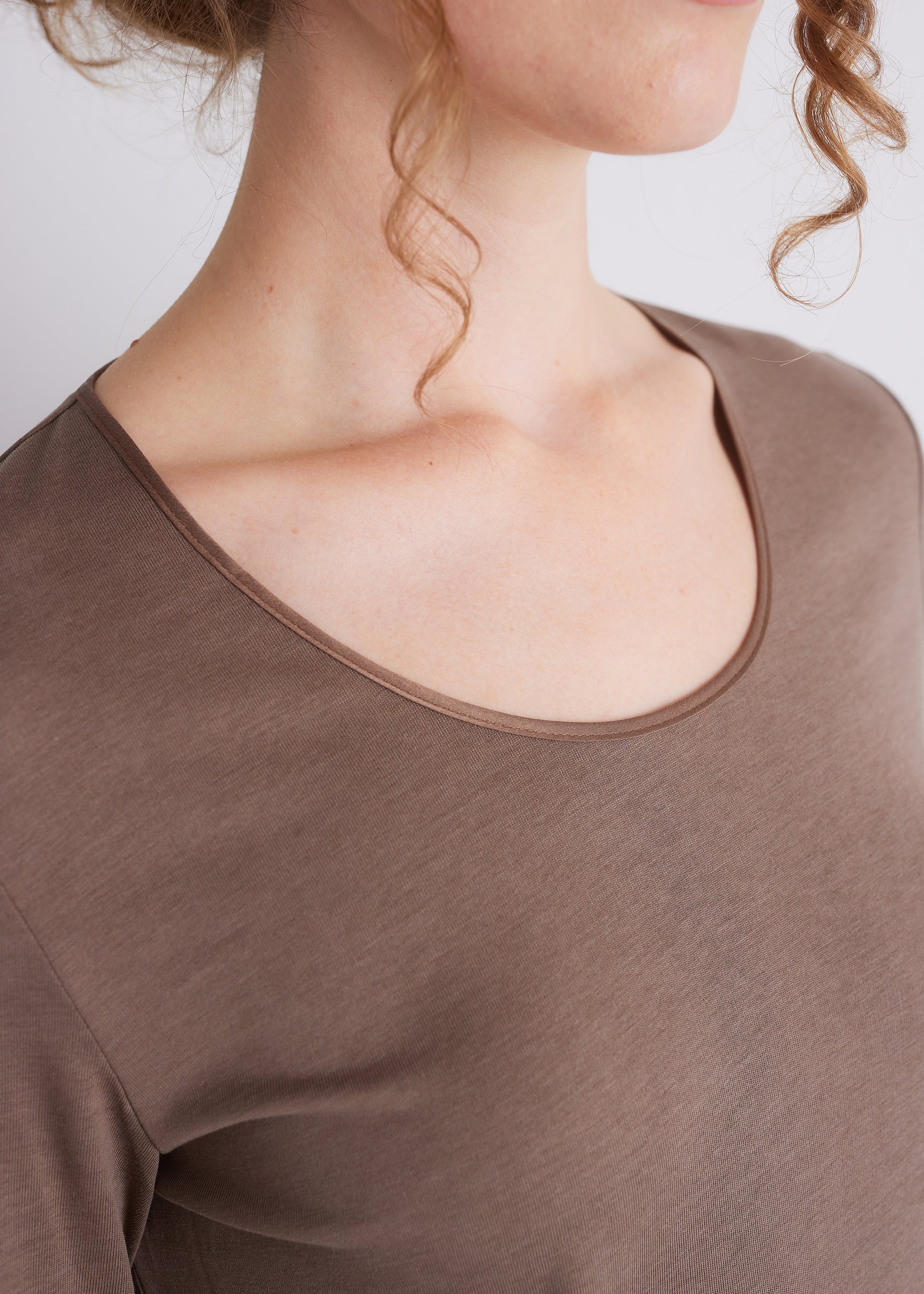 Langarmshirt mit Seidenpaspel