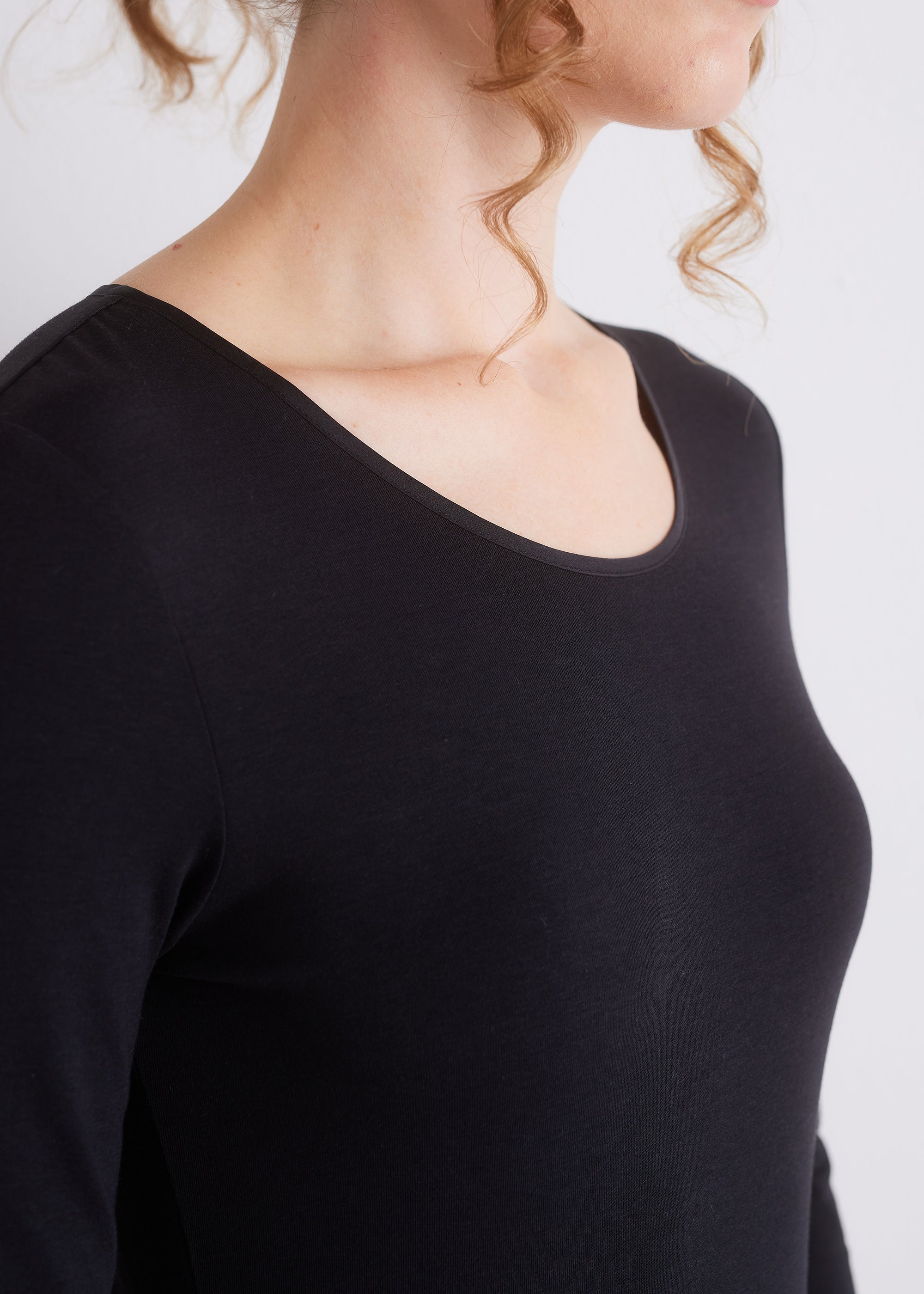 Langarmshirt mit Seidenpaspel