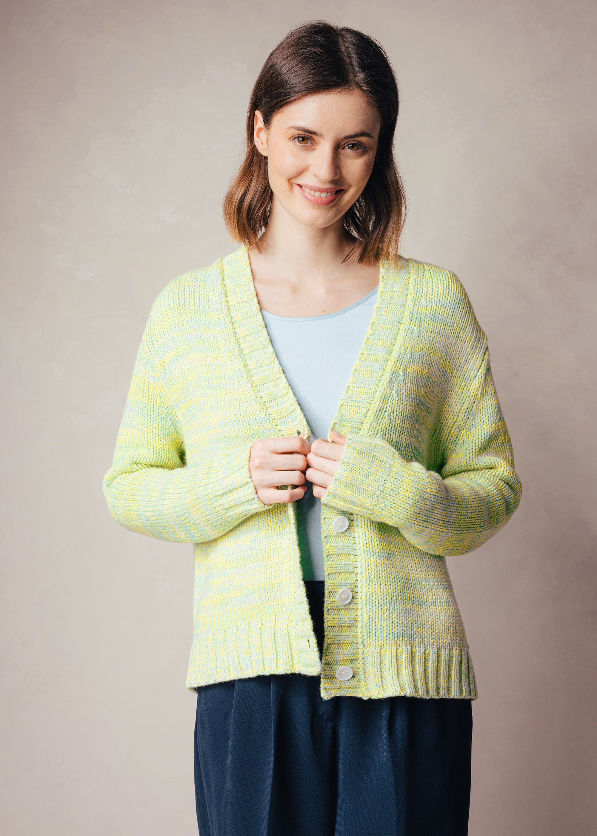 Pullover aus Mouliné-garn mit Knopfleiste