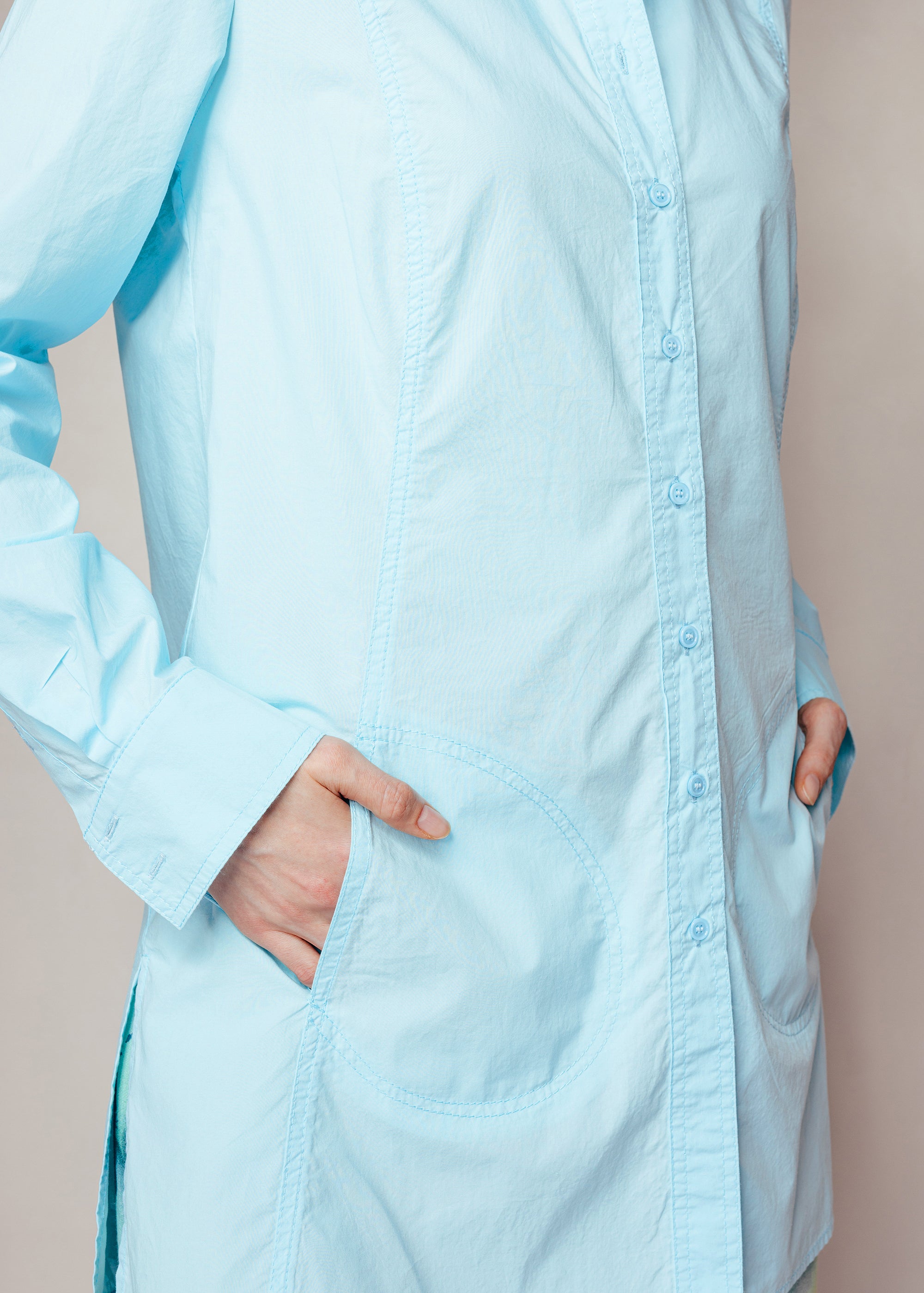 Shirt blouse with slits made of organic cotton