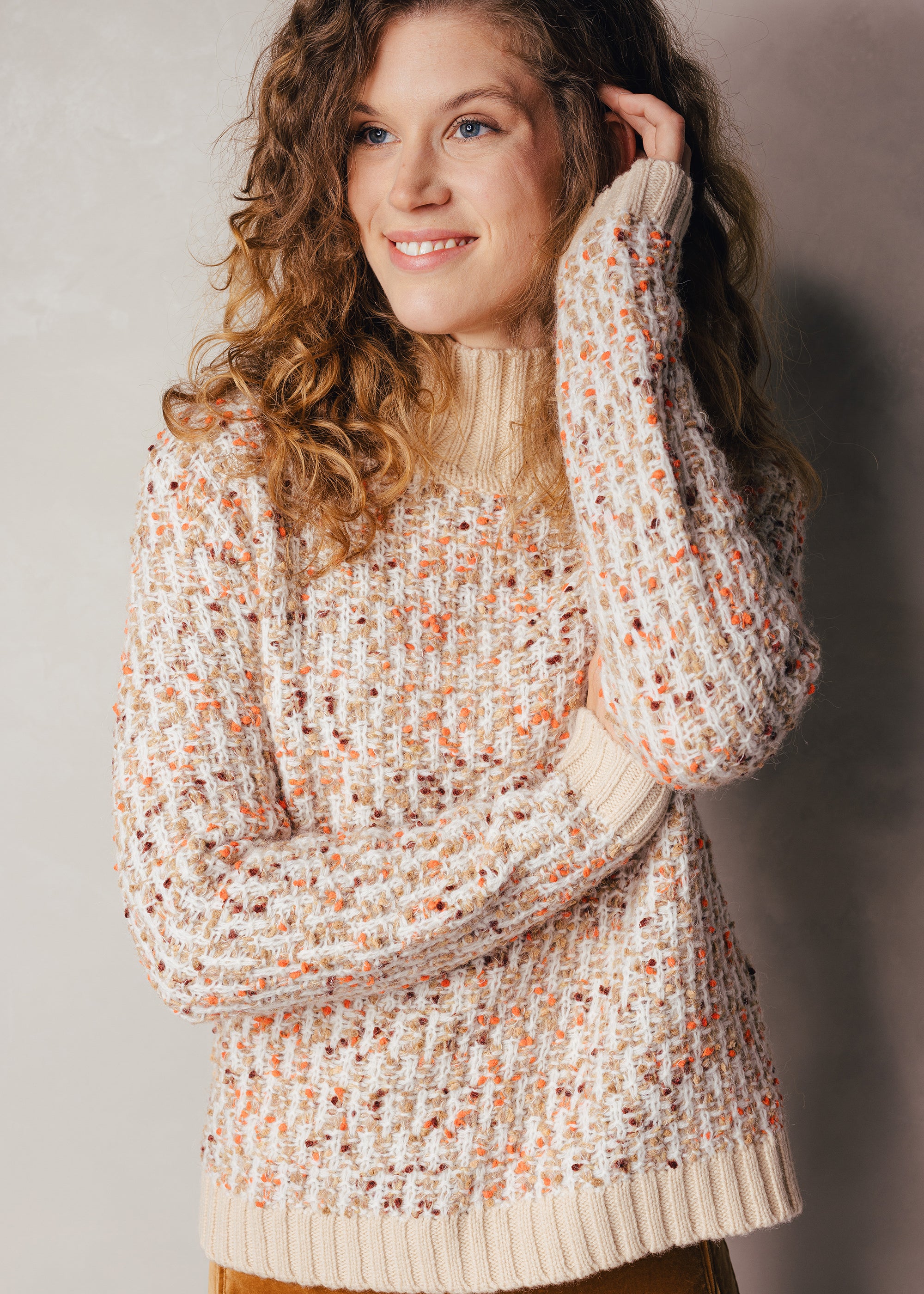 Bouclé-Rollkragenpullover aus Woll-Alpaka-Mix