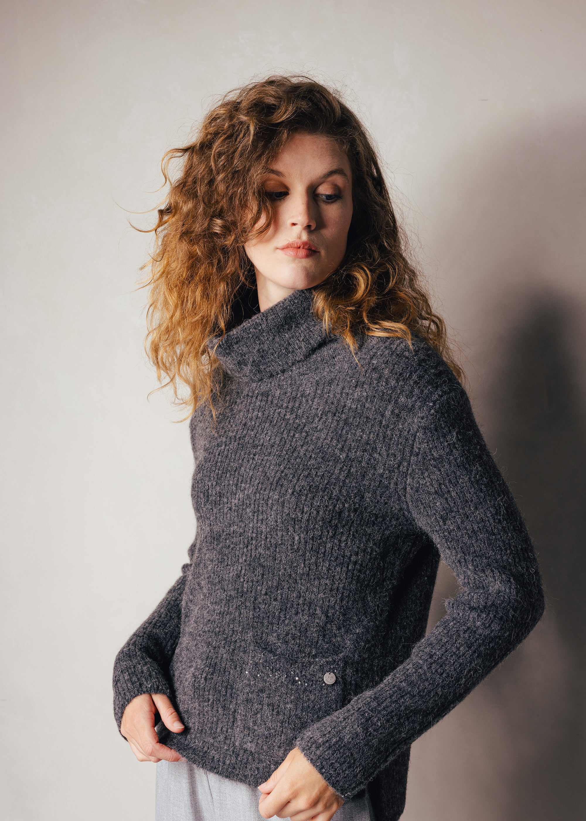 Rollkragenpullover mit Pailettengarn aus Alpaka-Mix