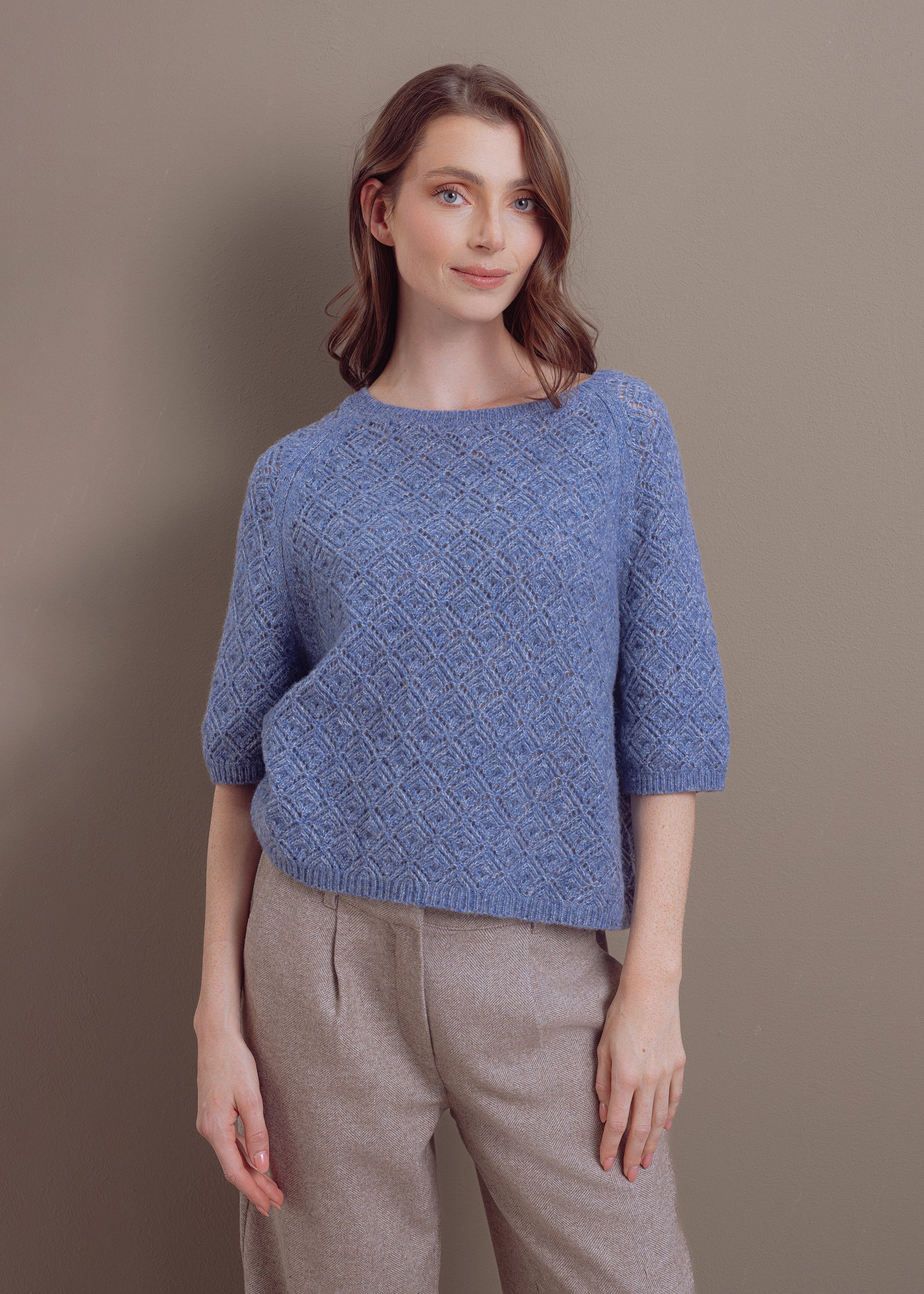 Kurzärmeliger Pullover aus Wolle-Baumwolle-Mix