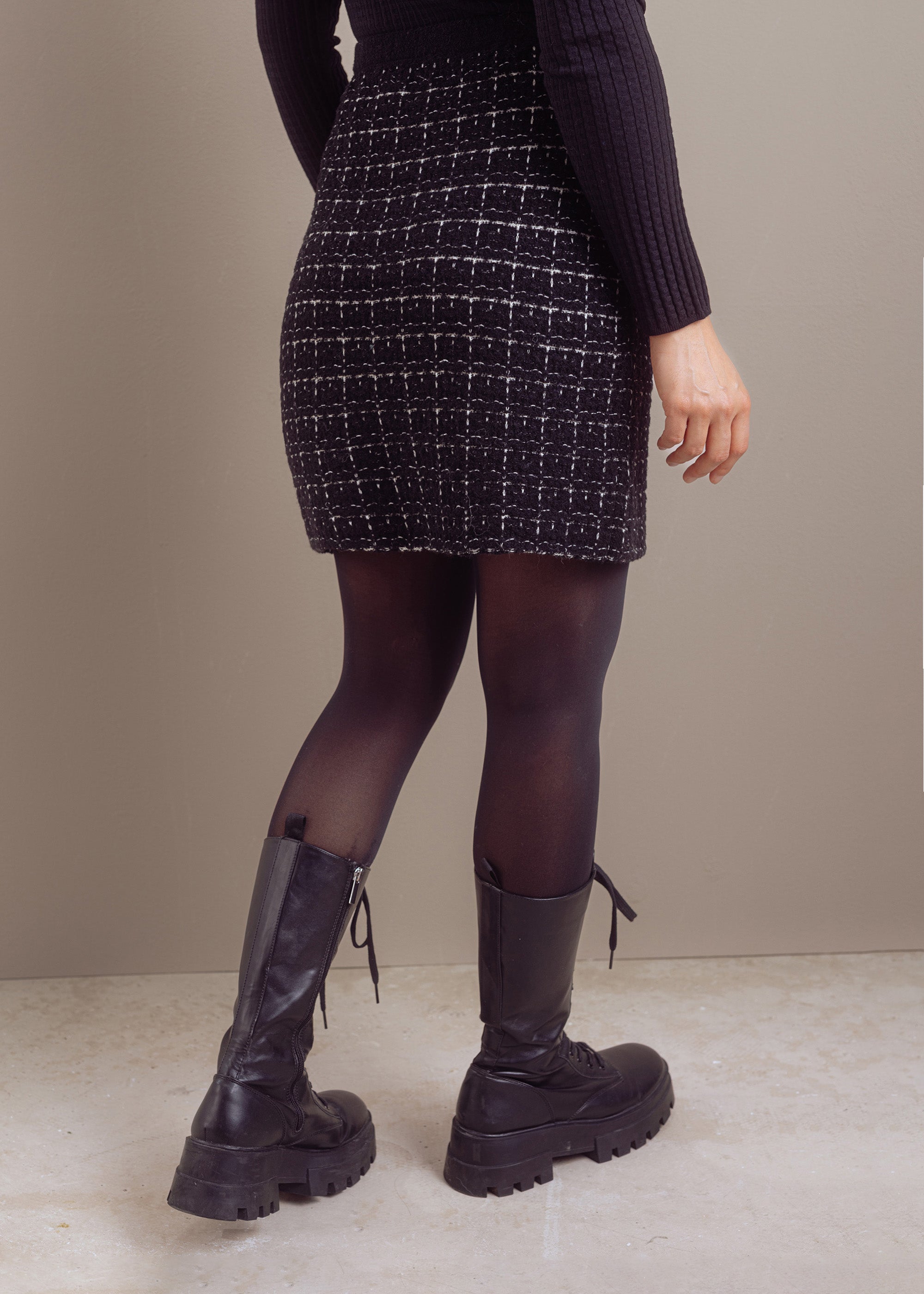 Minirock in Bouclé-Optik aus Woll-Baumwoll-Kaschmir-Mix