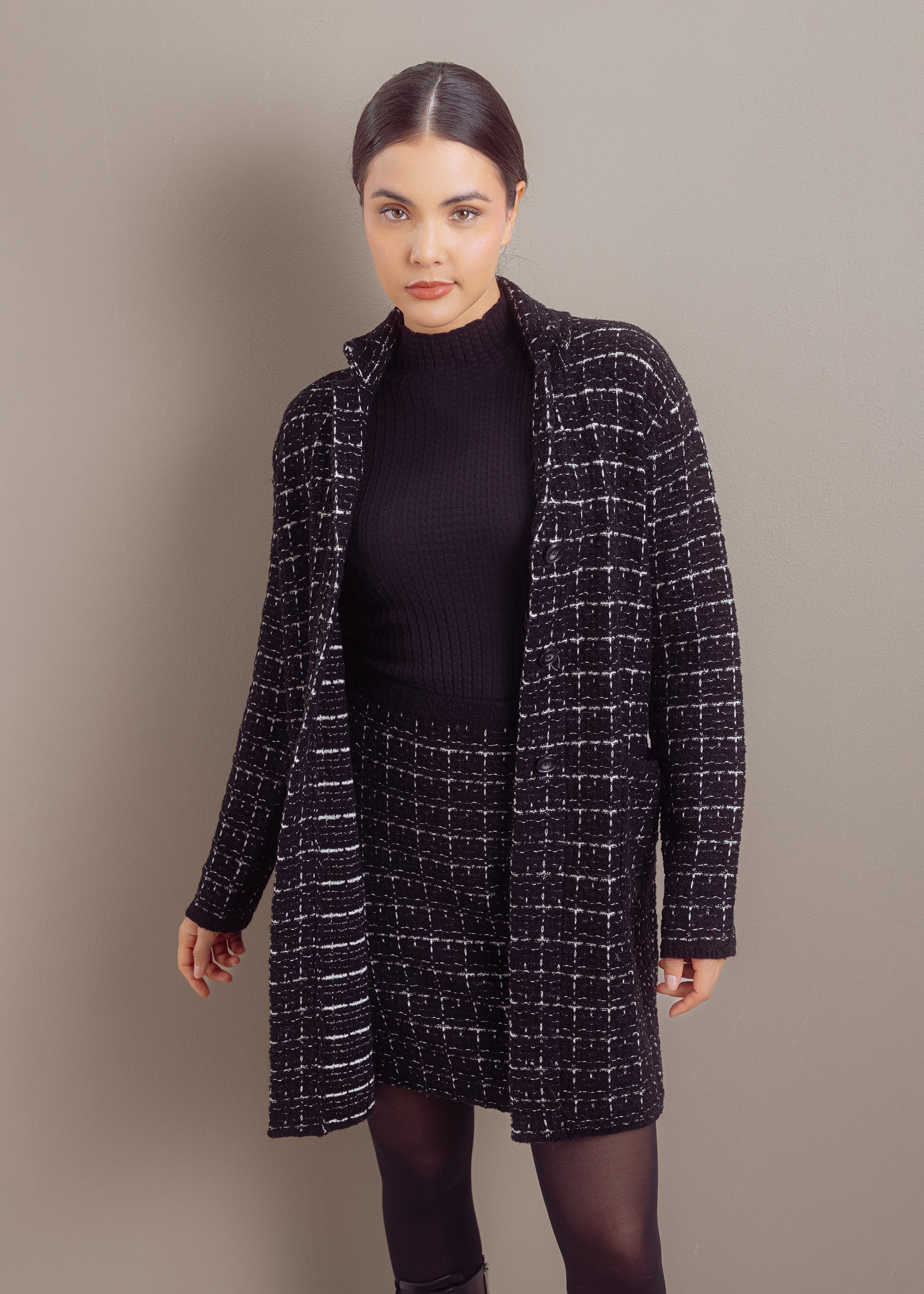 Strickjacke in Bouclé-Optik aus Woll-Baumwoll-Kaschmir-Mix