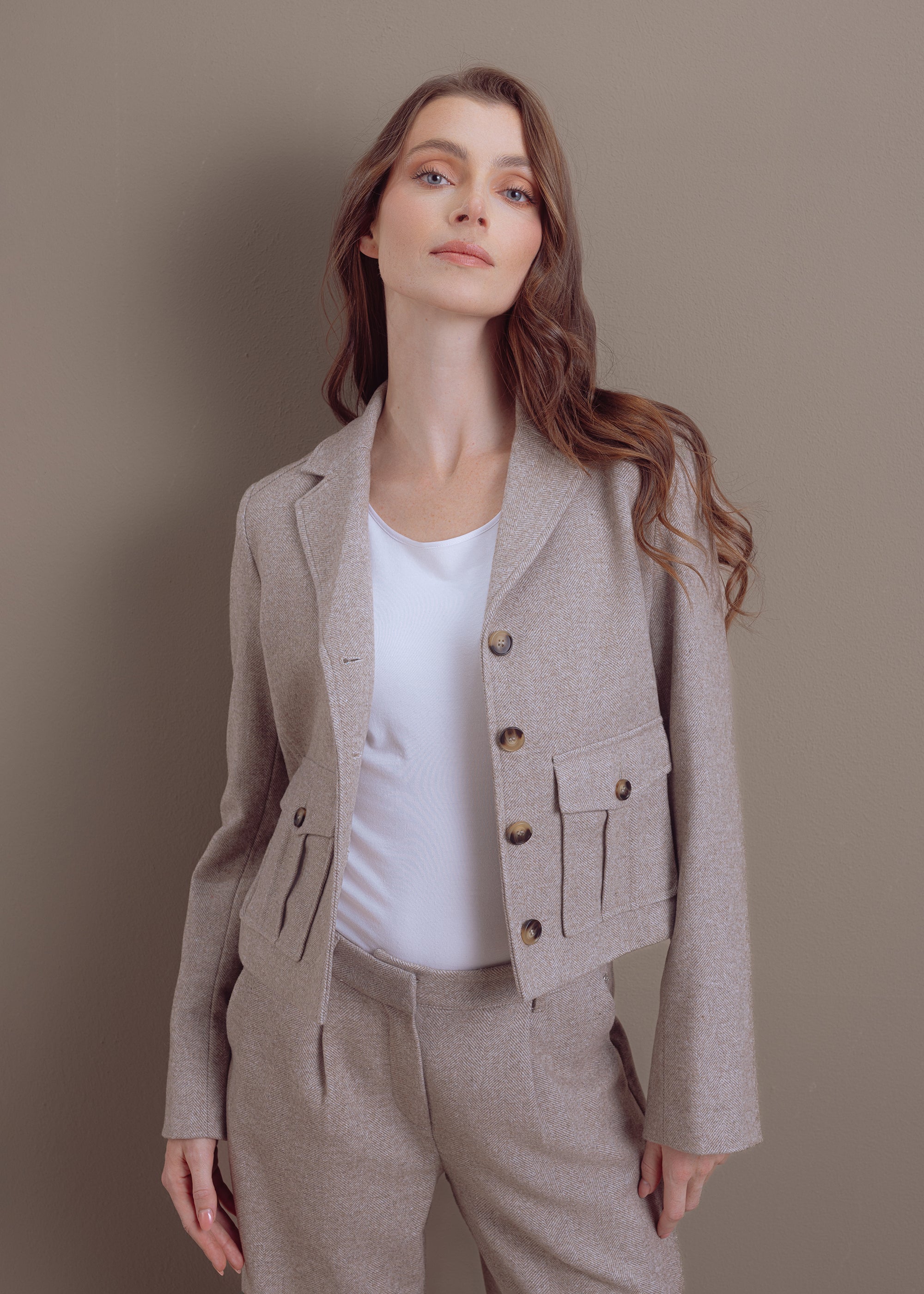 Kurzer Blazer aus Woll-Mix