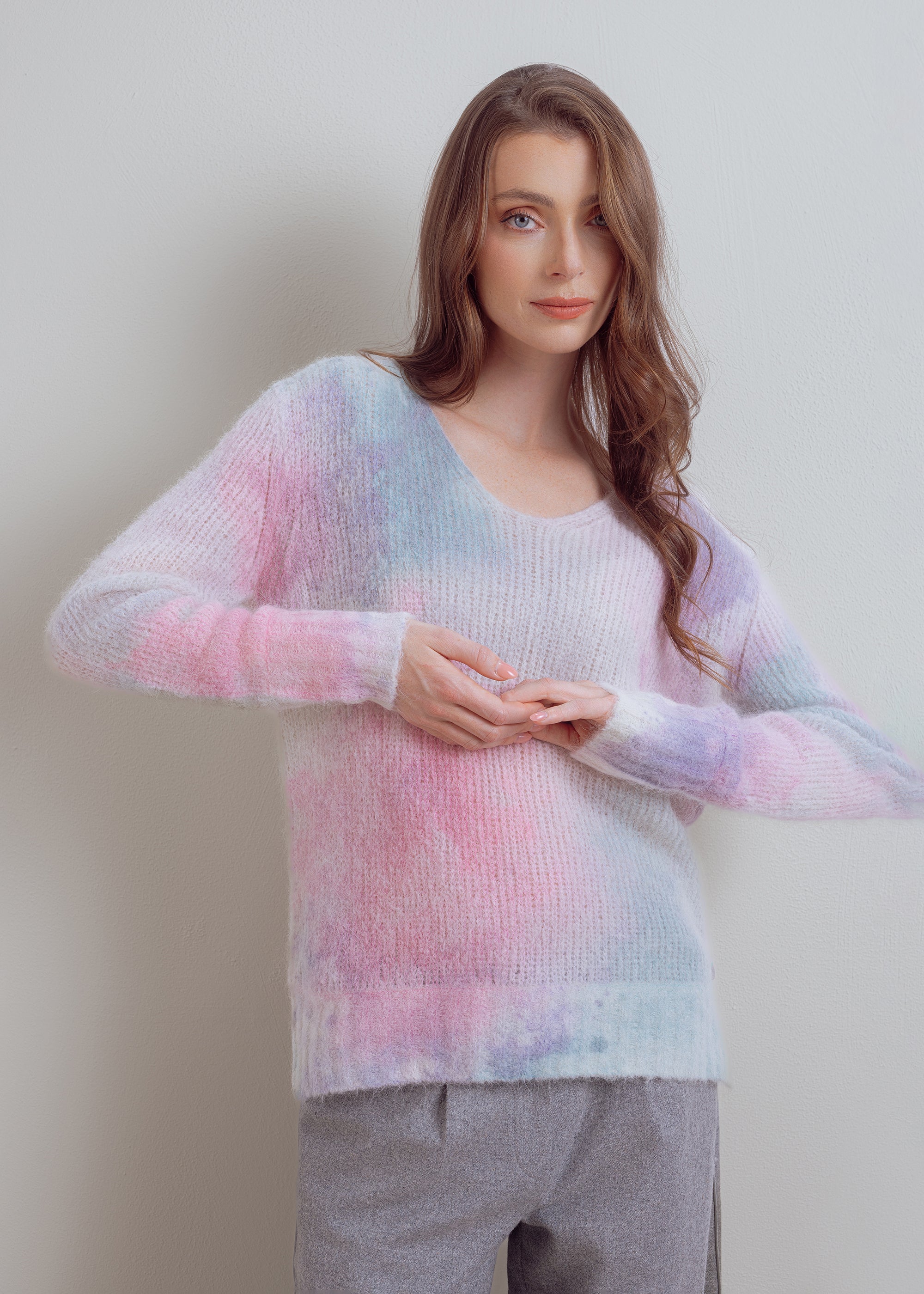 Sweater with watercolor print made from alpaca blend