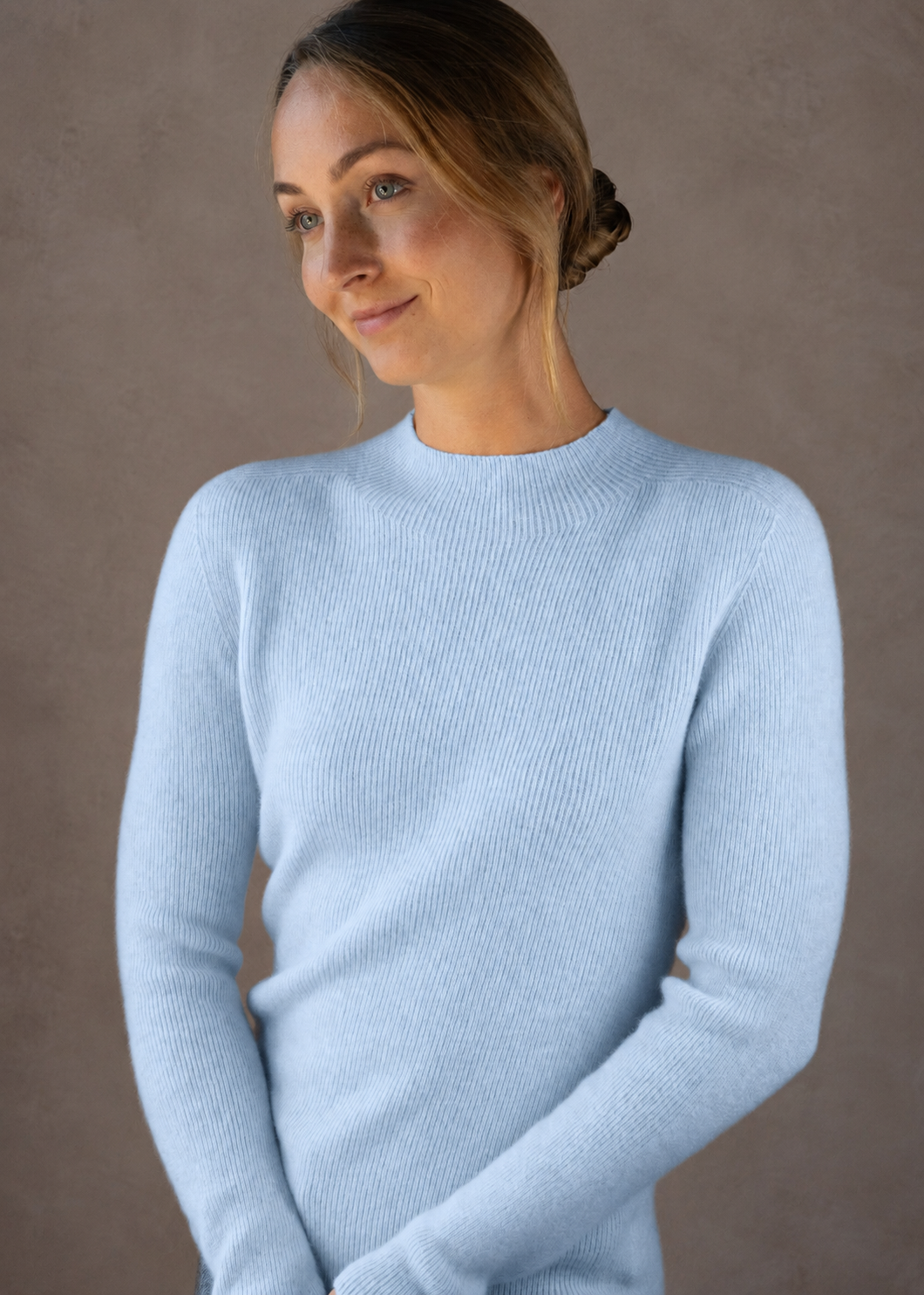 Kaschmirpullover mit Stehkragen