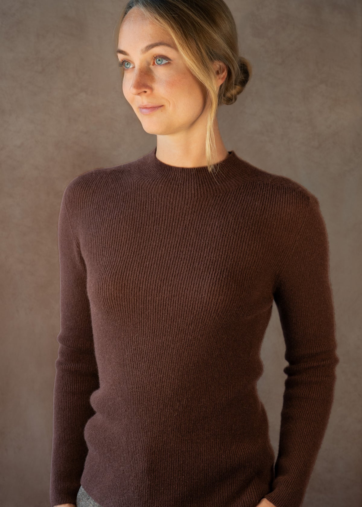 Kaschmirpullover mit Stehkragen
