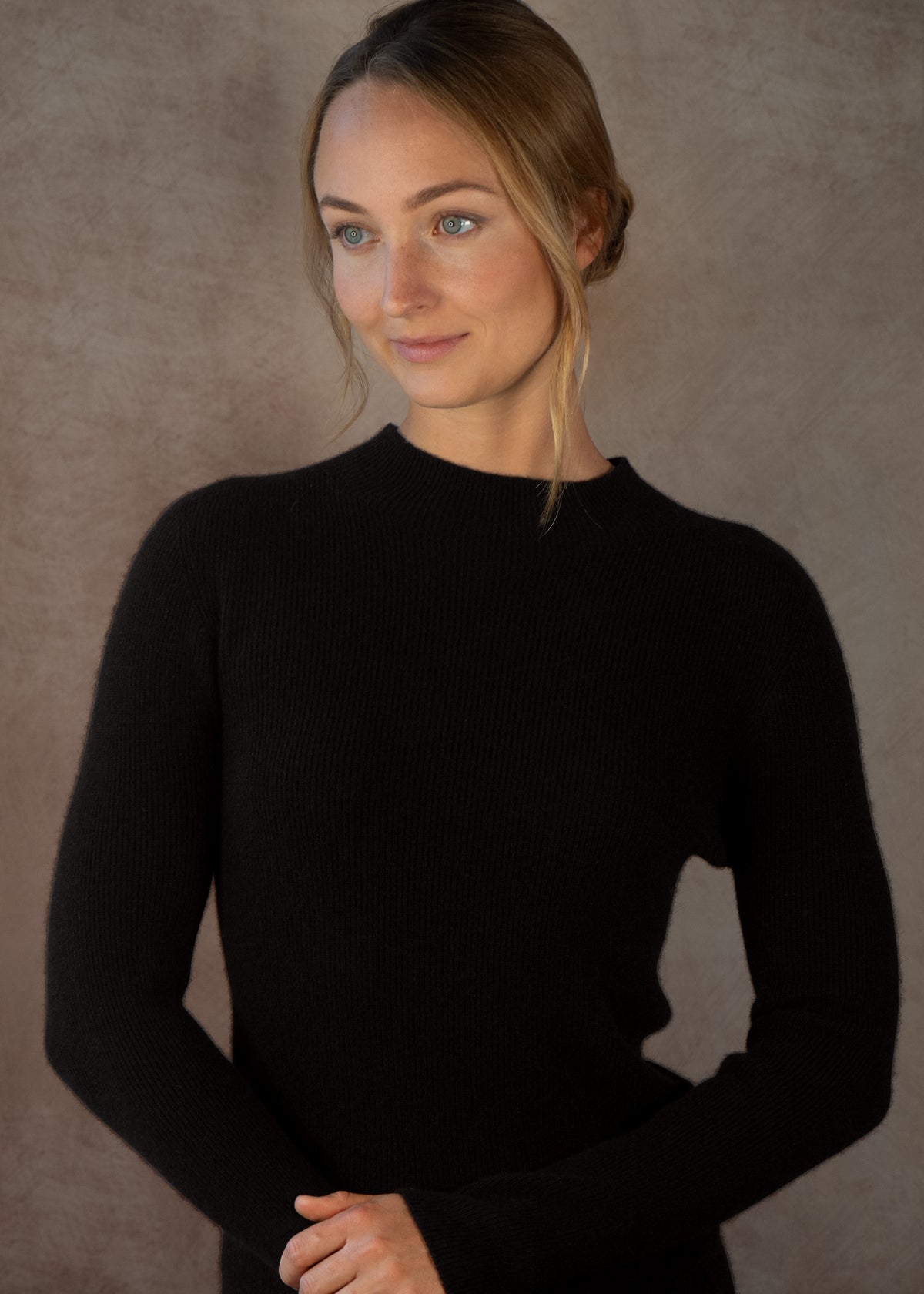 Kaschmirpullover mit Stehkragen