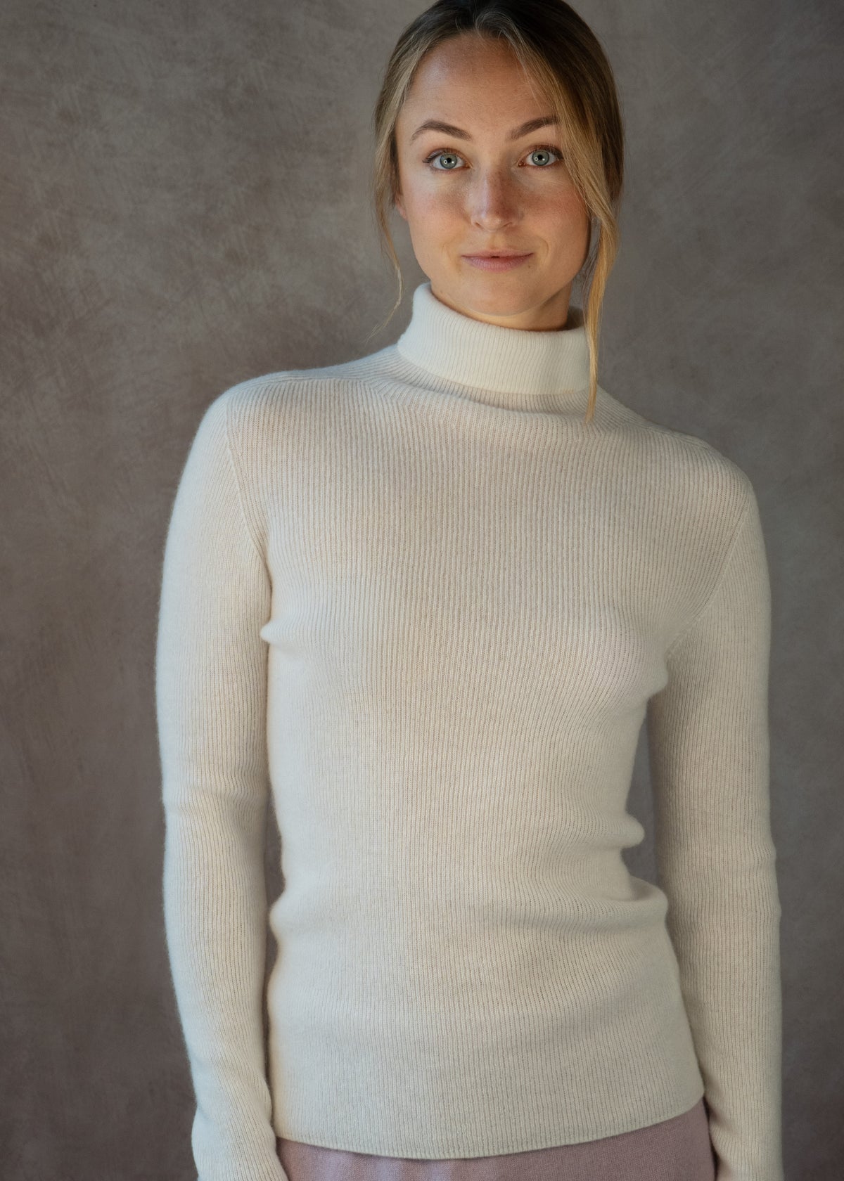 Kaschmirpullover mit Rollkragen