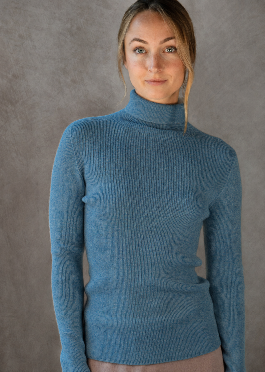 Kaschmirpullover mit Rollkragen