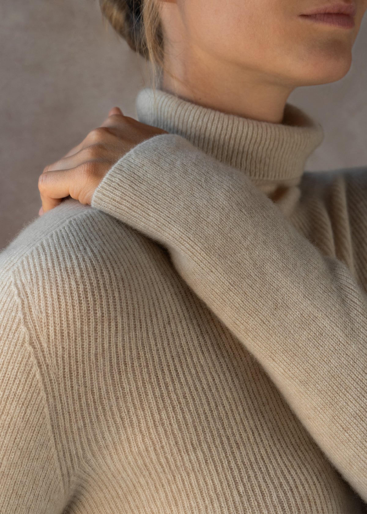 Kaschmirpullover mit Rollkragen