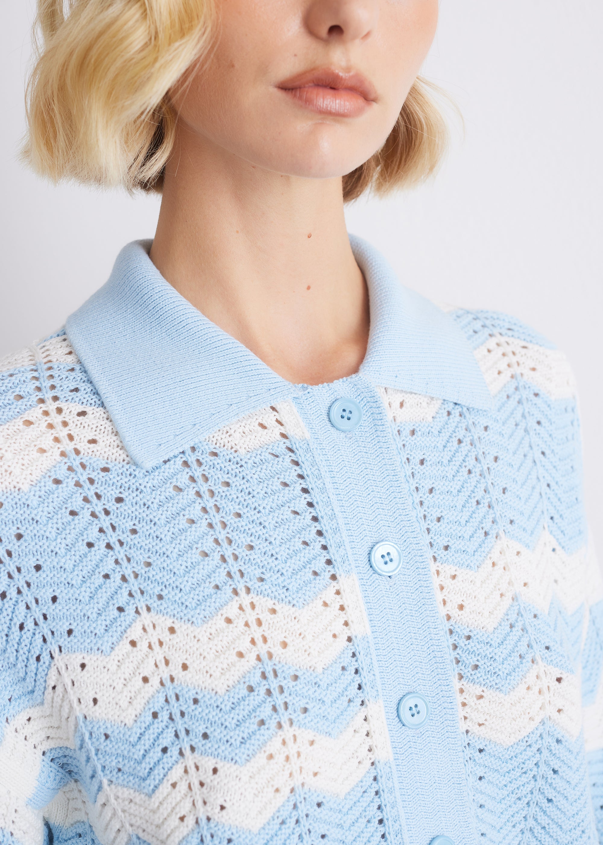 Strickcardigan mit Kragen und Zickzackmuster