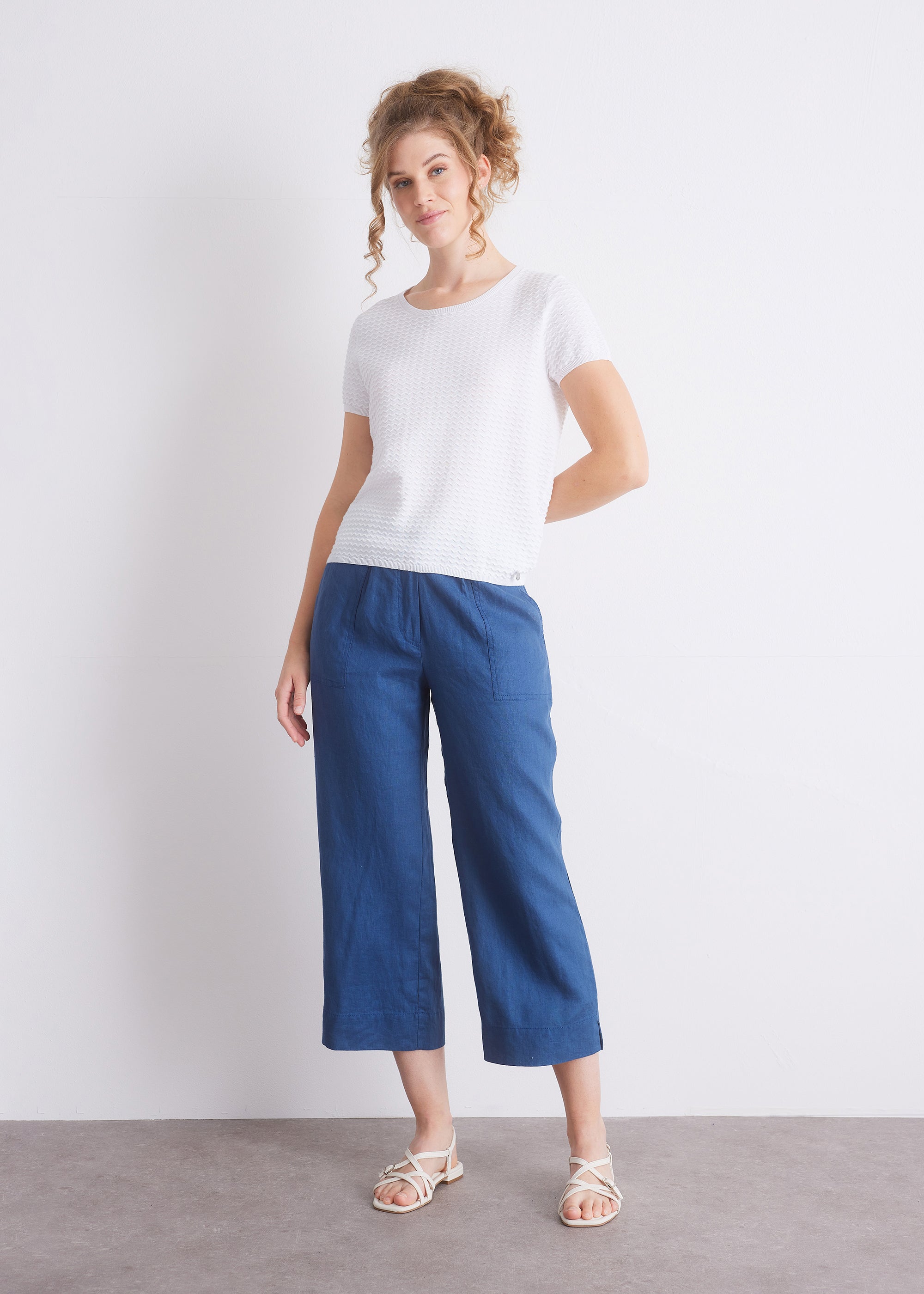 Kurzarm-Stricktop mit Strickstruktur