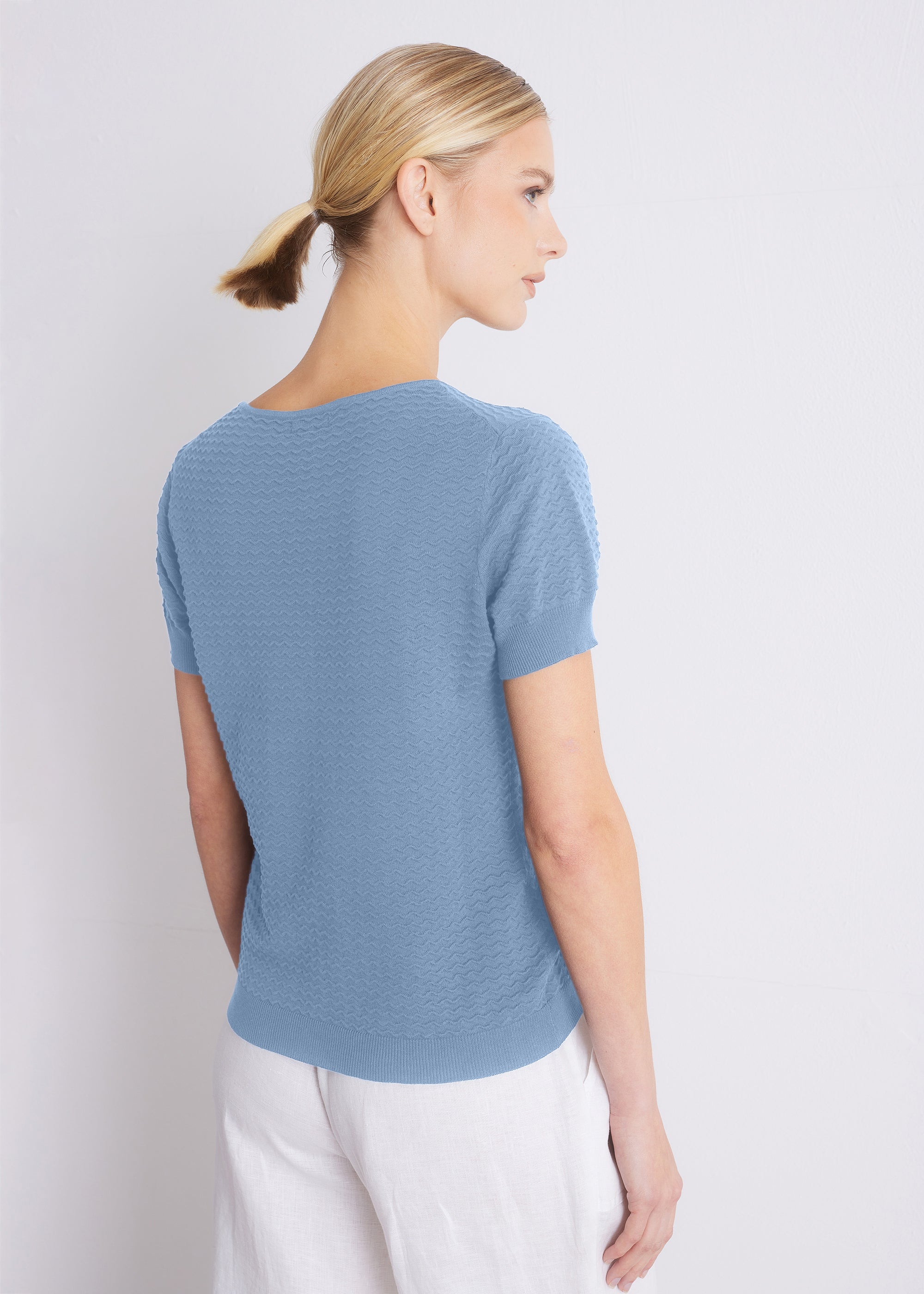 Kurzarm-Stricktop mit Strickstruktur