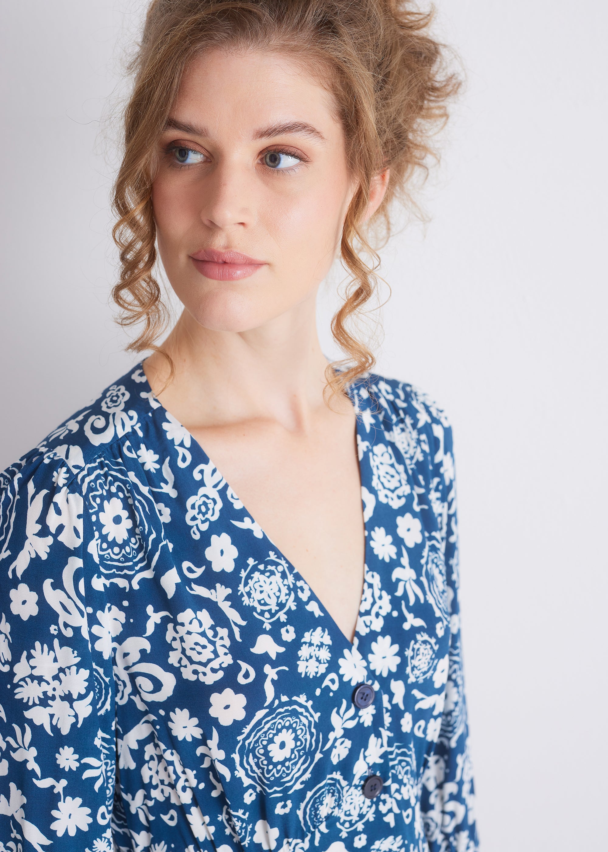 Kleid mit floralem Print