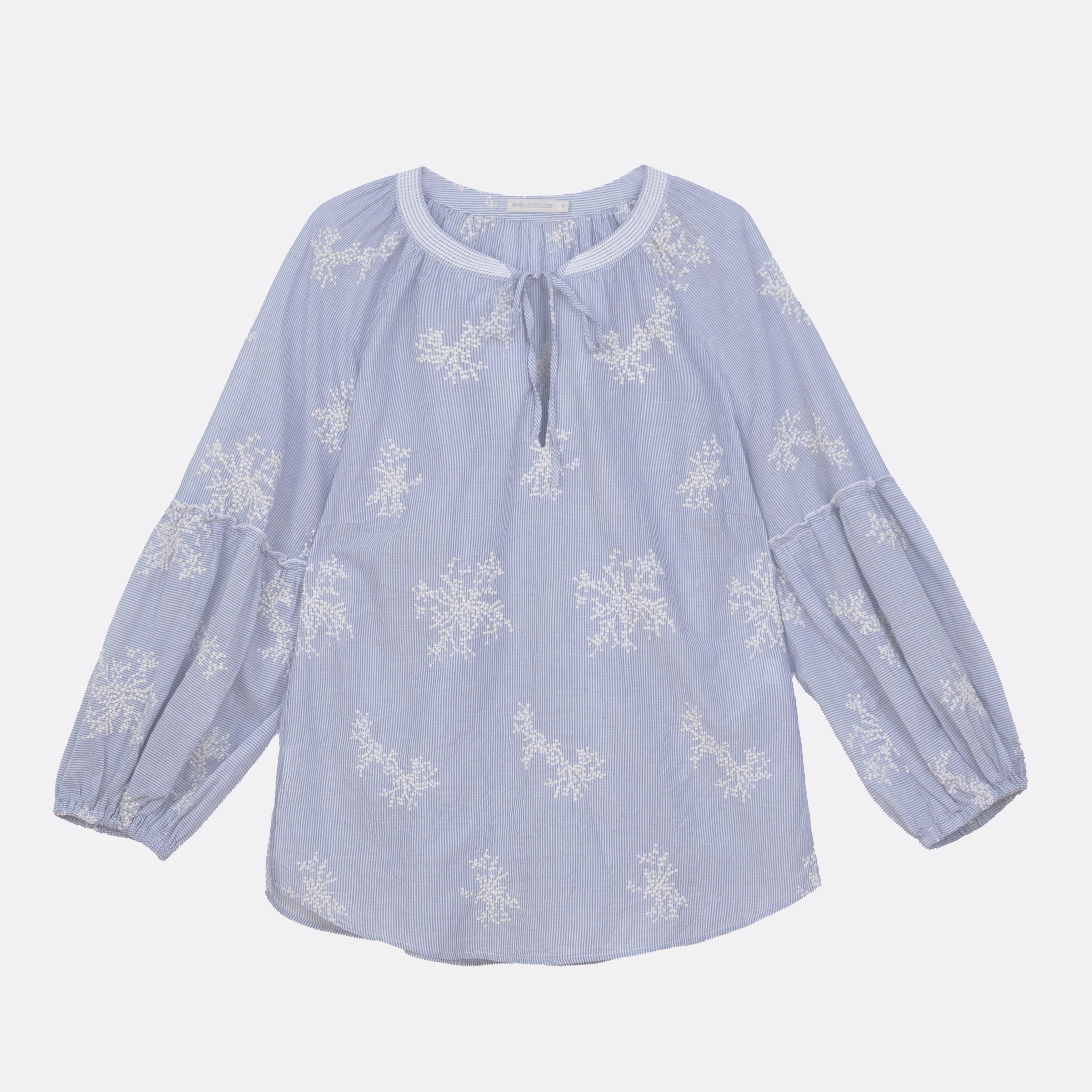 Bluse mit Stickerei und Bindeausschnitt