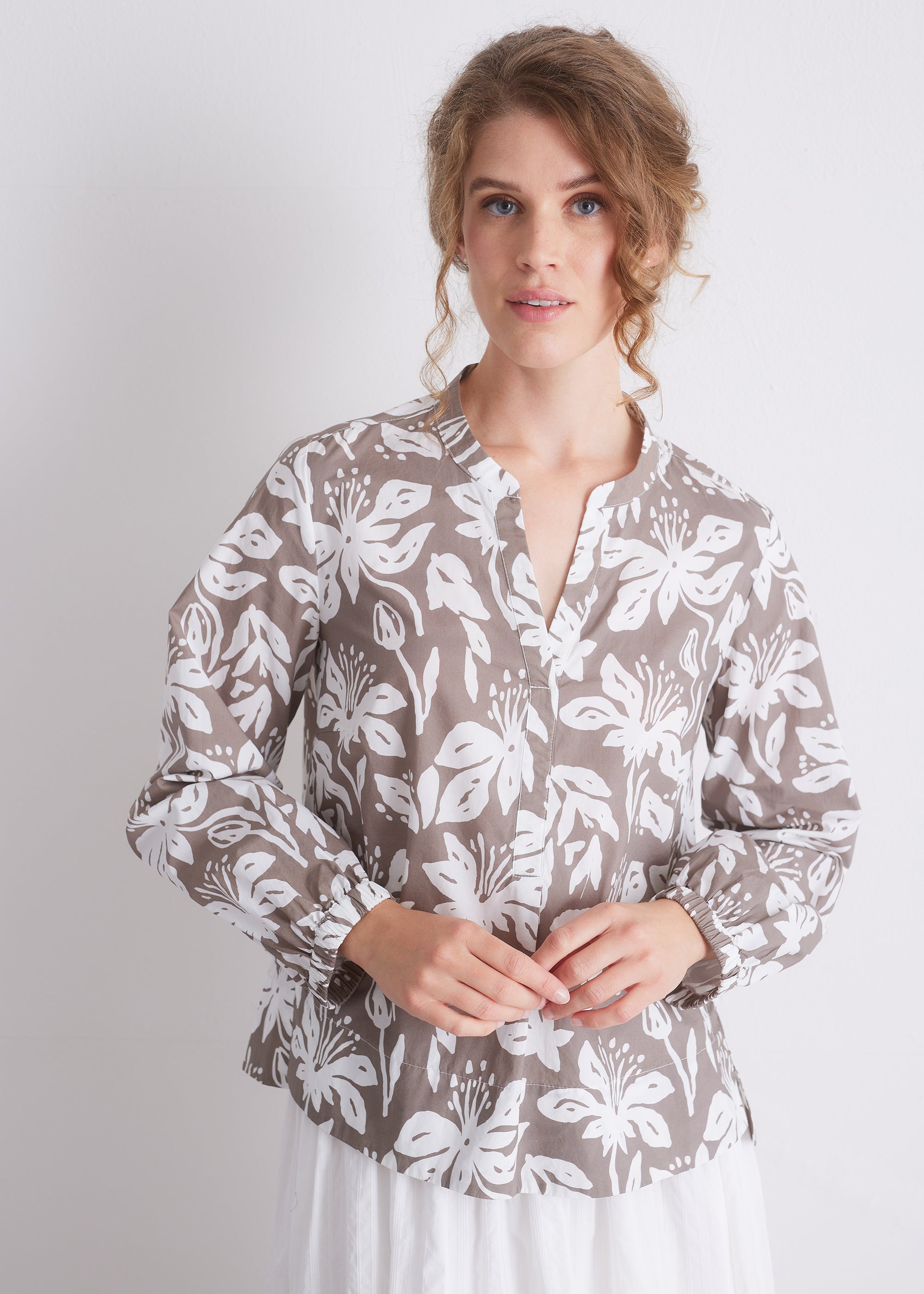 Gemusterte Bluse aus OCS-Baumwolle
