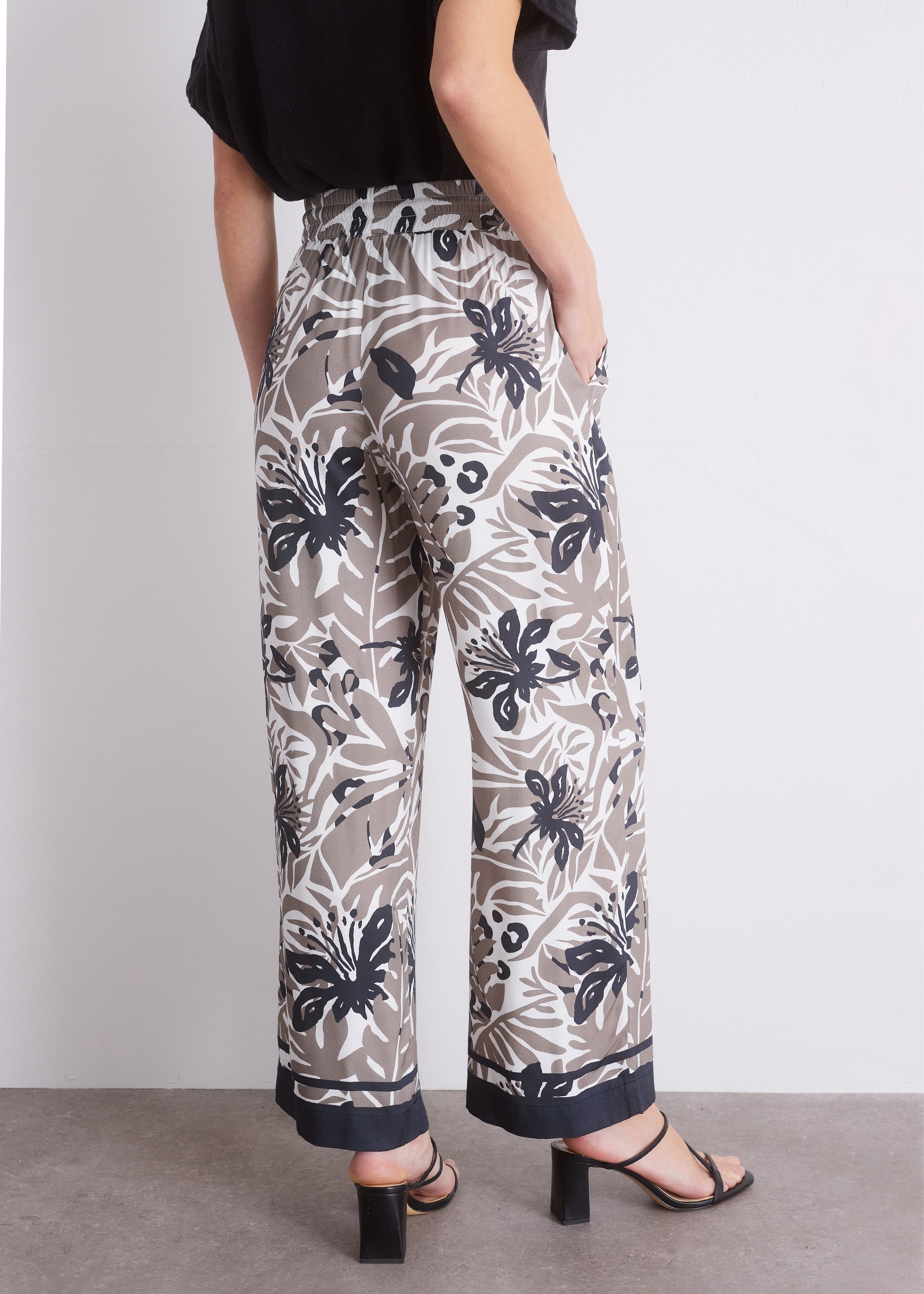 Gemusterte Hose aus Viskose