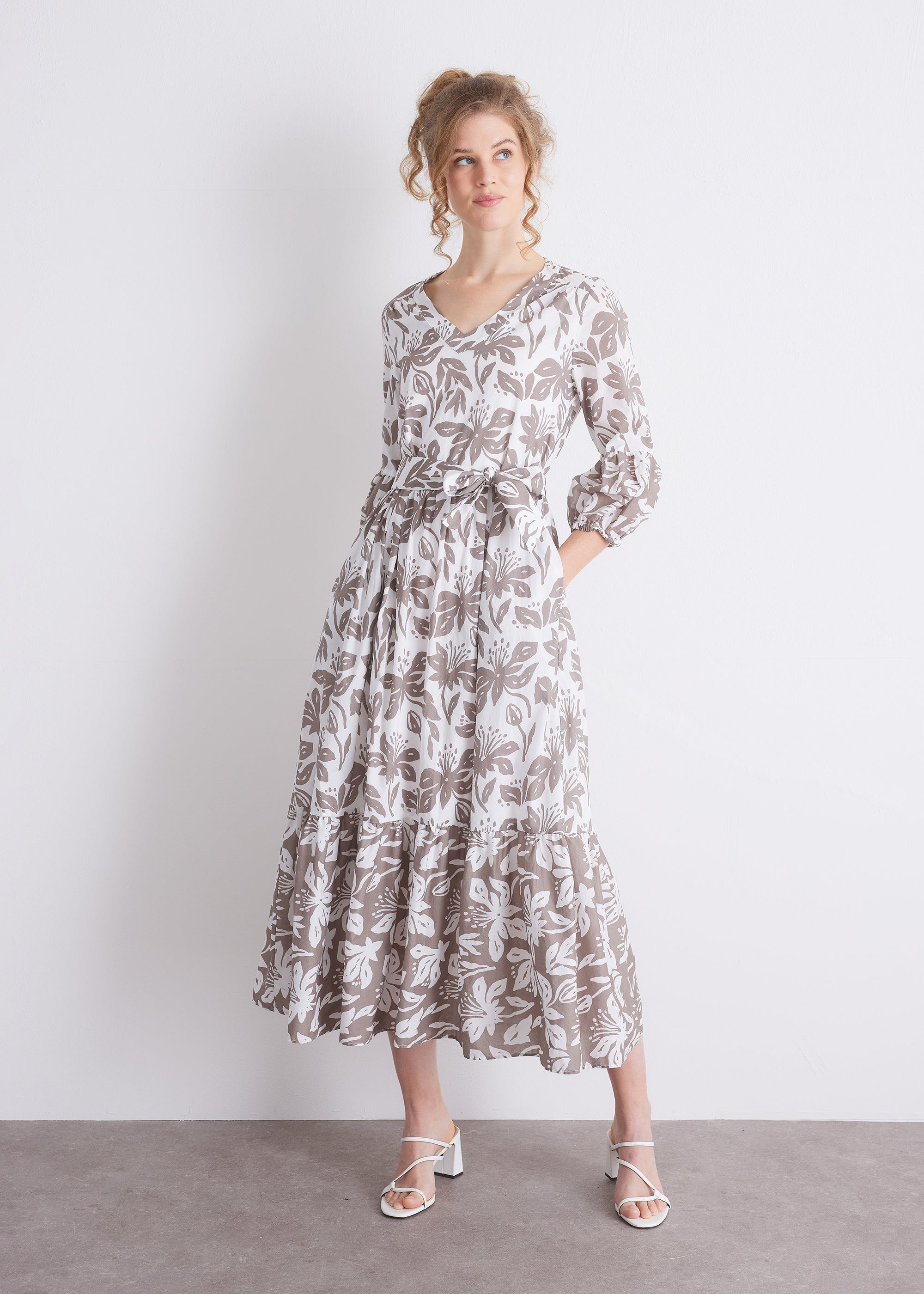 Gemustertes Midikleid aus OCS-zertifizierter Baumwolle