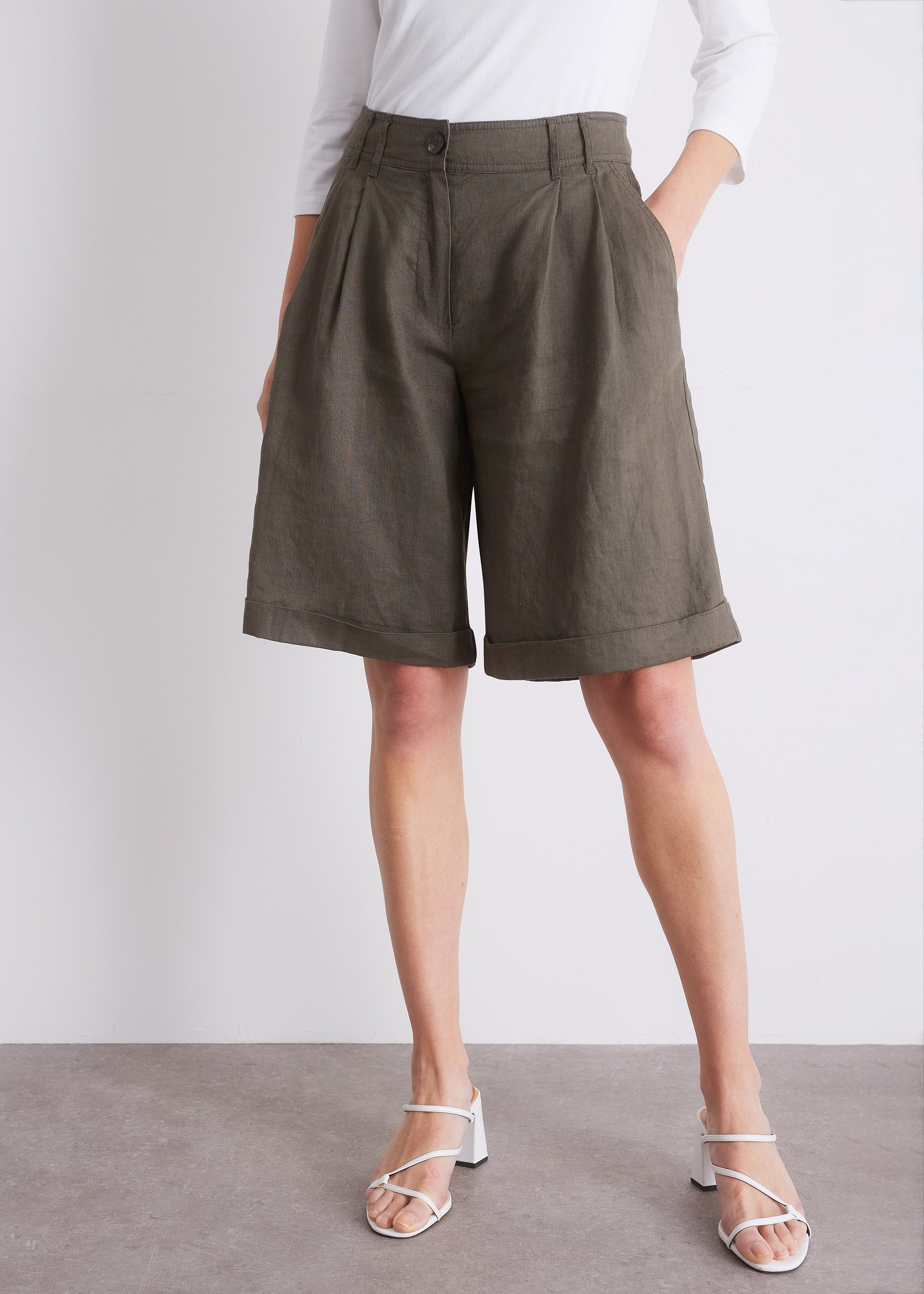 Bermudashorts aus reinem Leinen