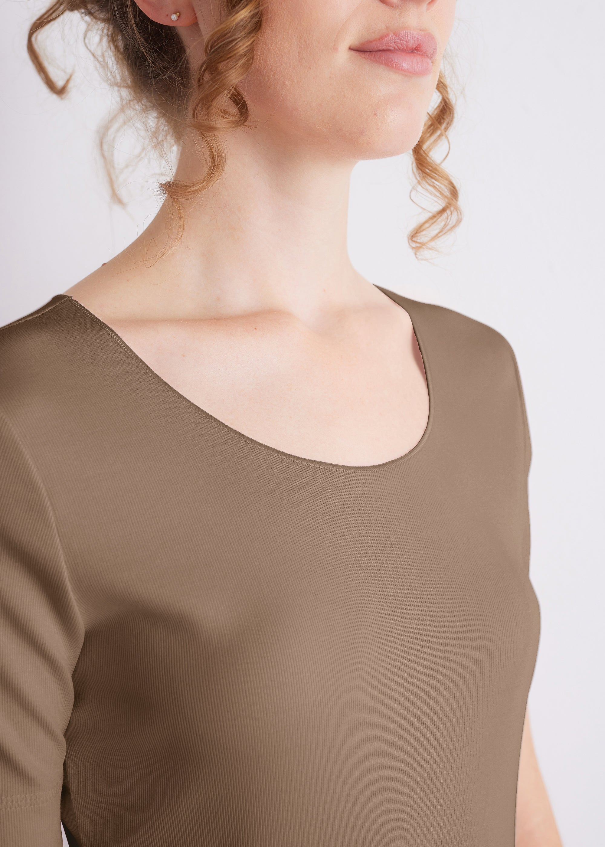 Ripp-T-Shirt aus Viskose-Baumwoll-Mix