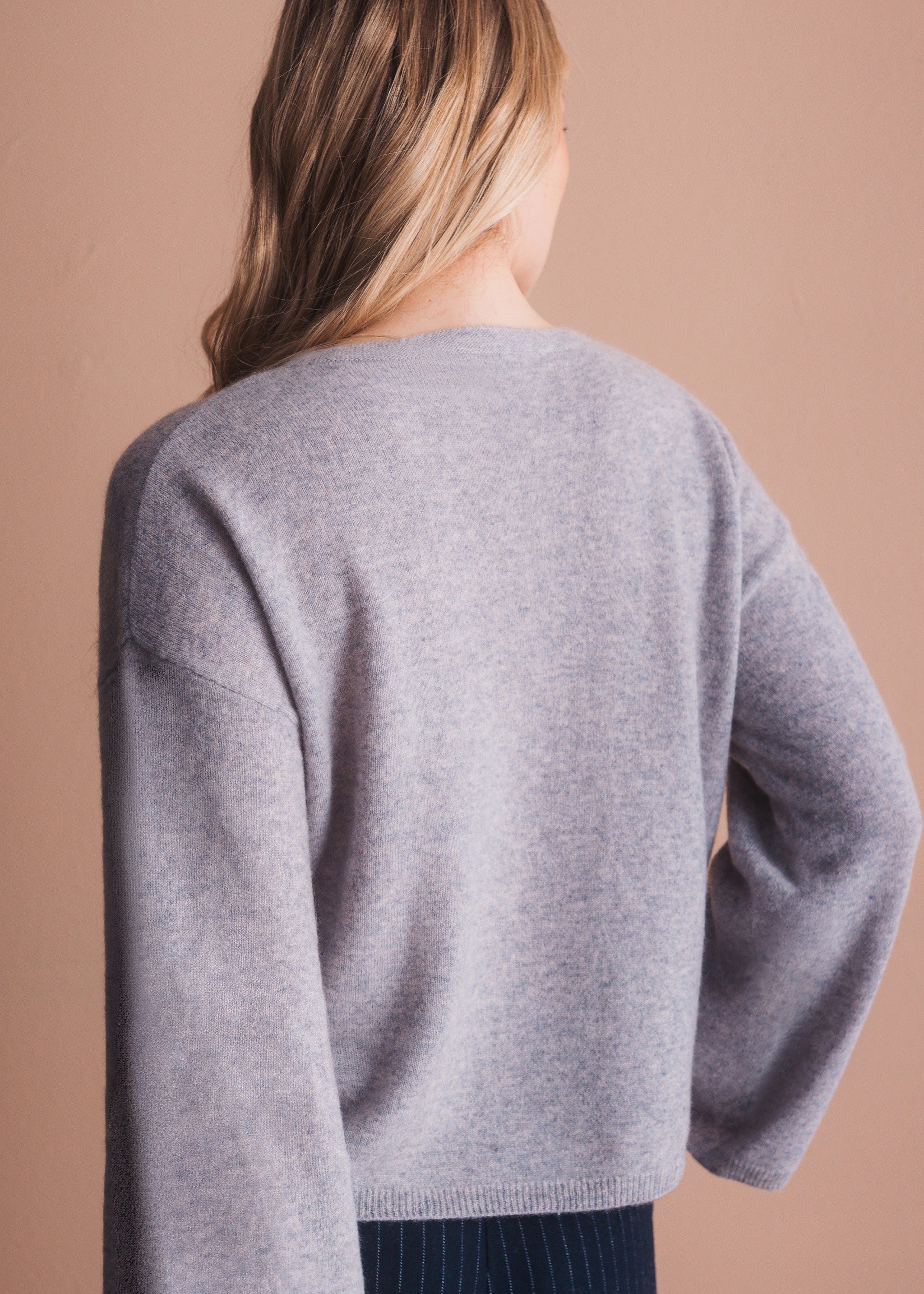 Kaschmirpullover mit weitem Ausschnitt
