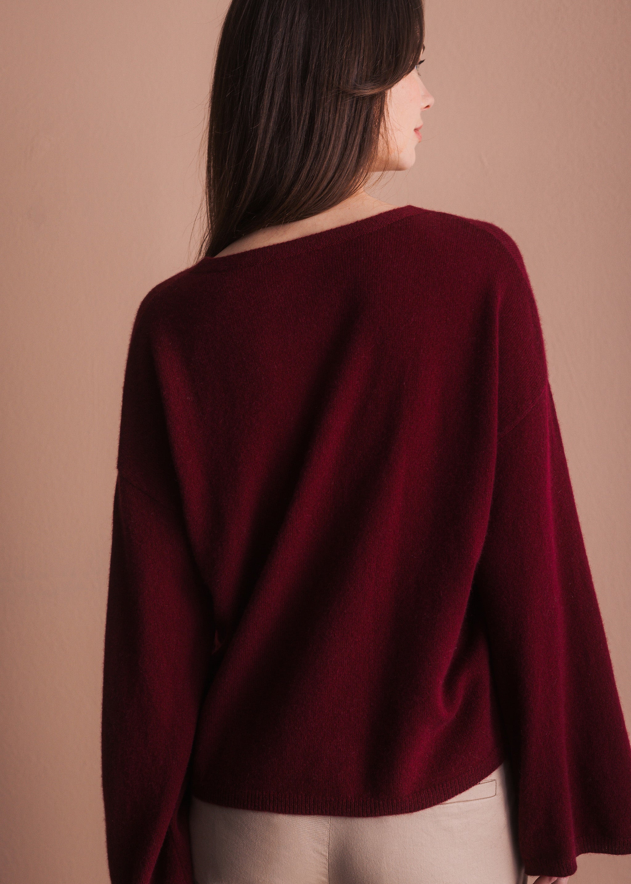 Kaschmirpullover mit weitem Ausschnitt
