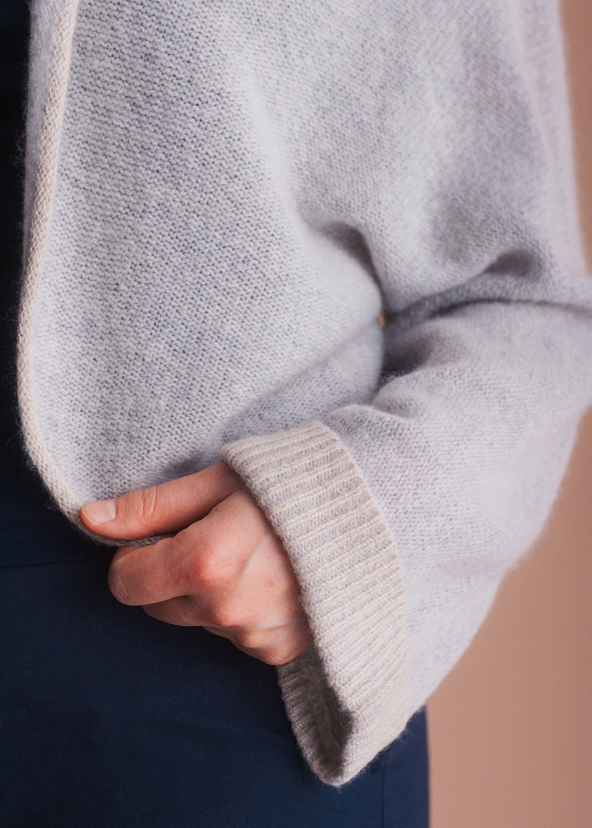 Cardigan mit Lurex-Abschluss