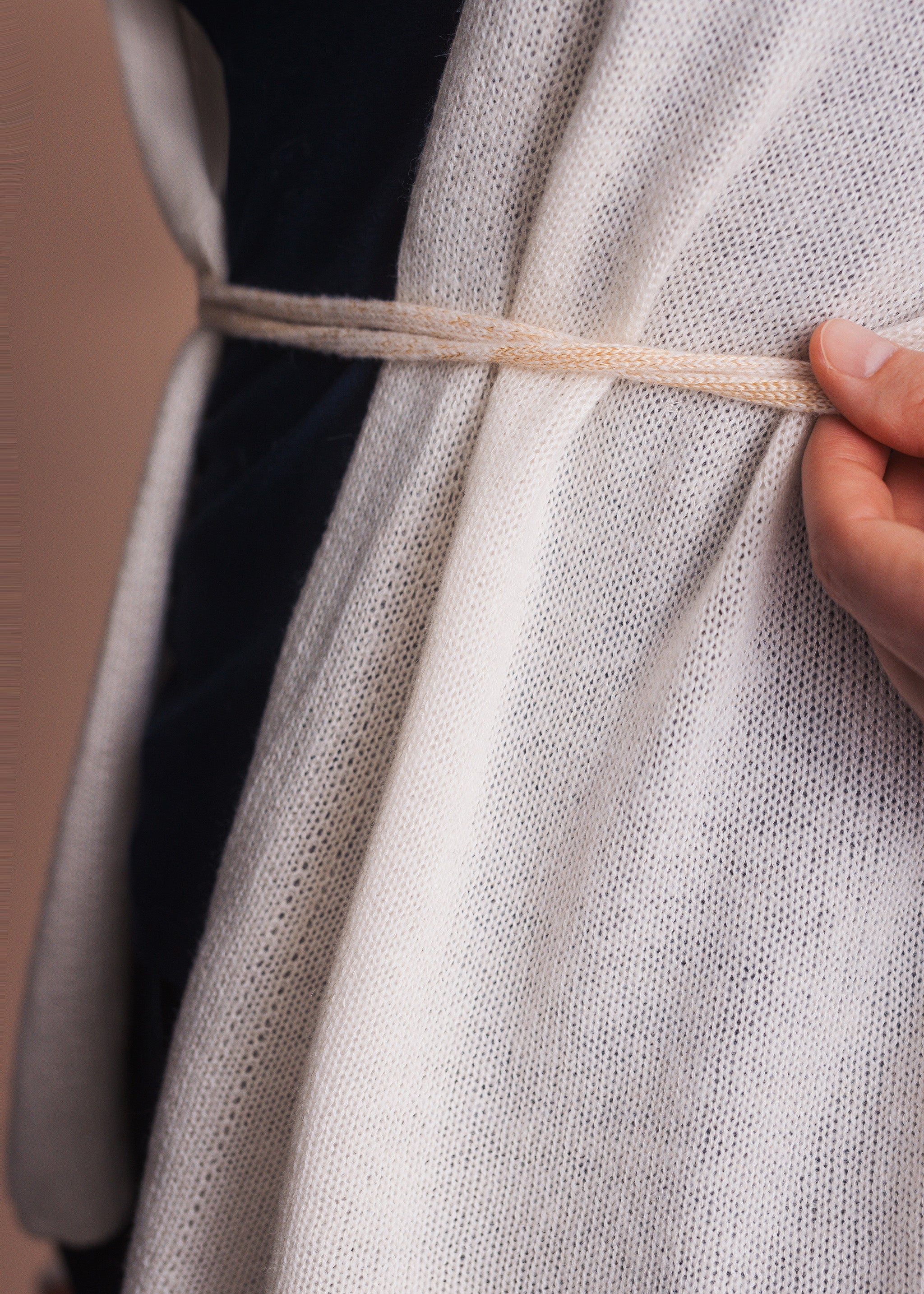 Cardigan mit Bindegürtel
